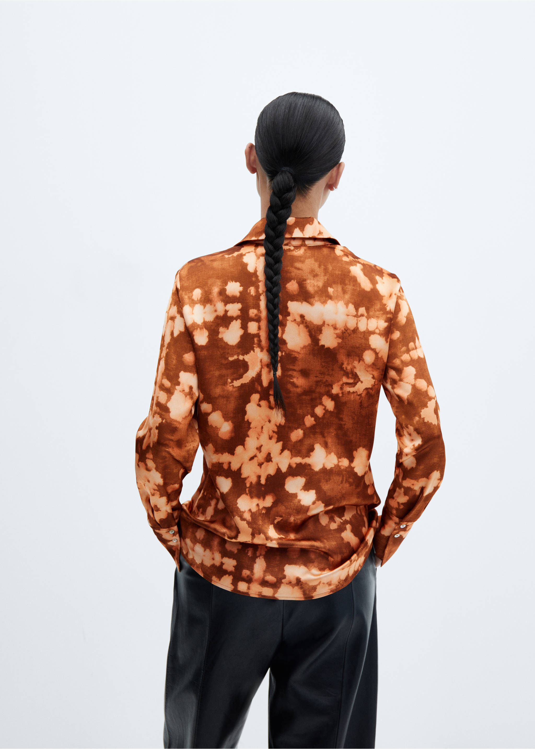 Tie-dye effect satin shirt - Reverse of the article, Brown. Ref: 57025812-00.