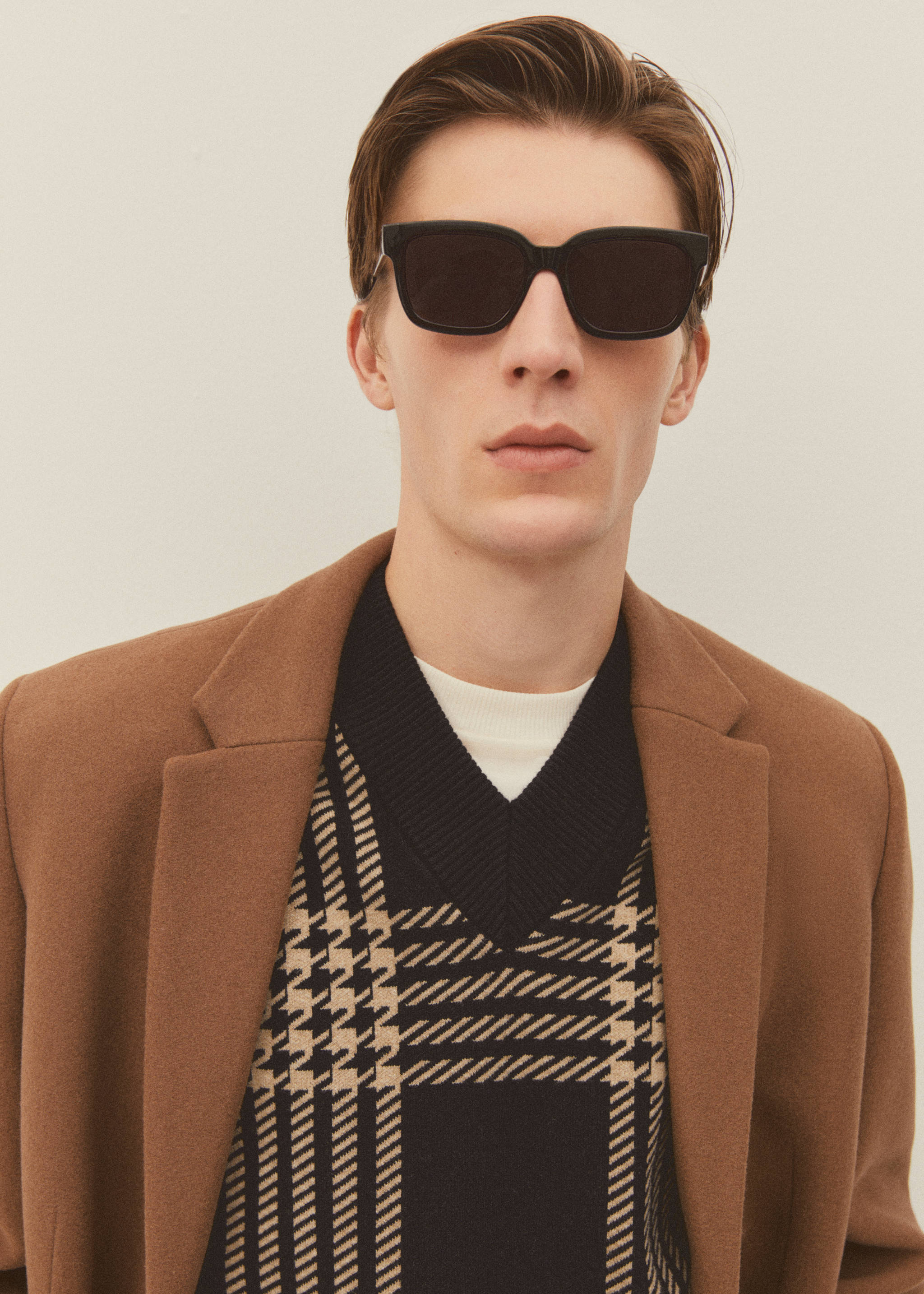 Long recycled wool coat - Details of the article 5, Medium Brown. Ref: 57025948-00.