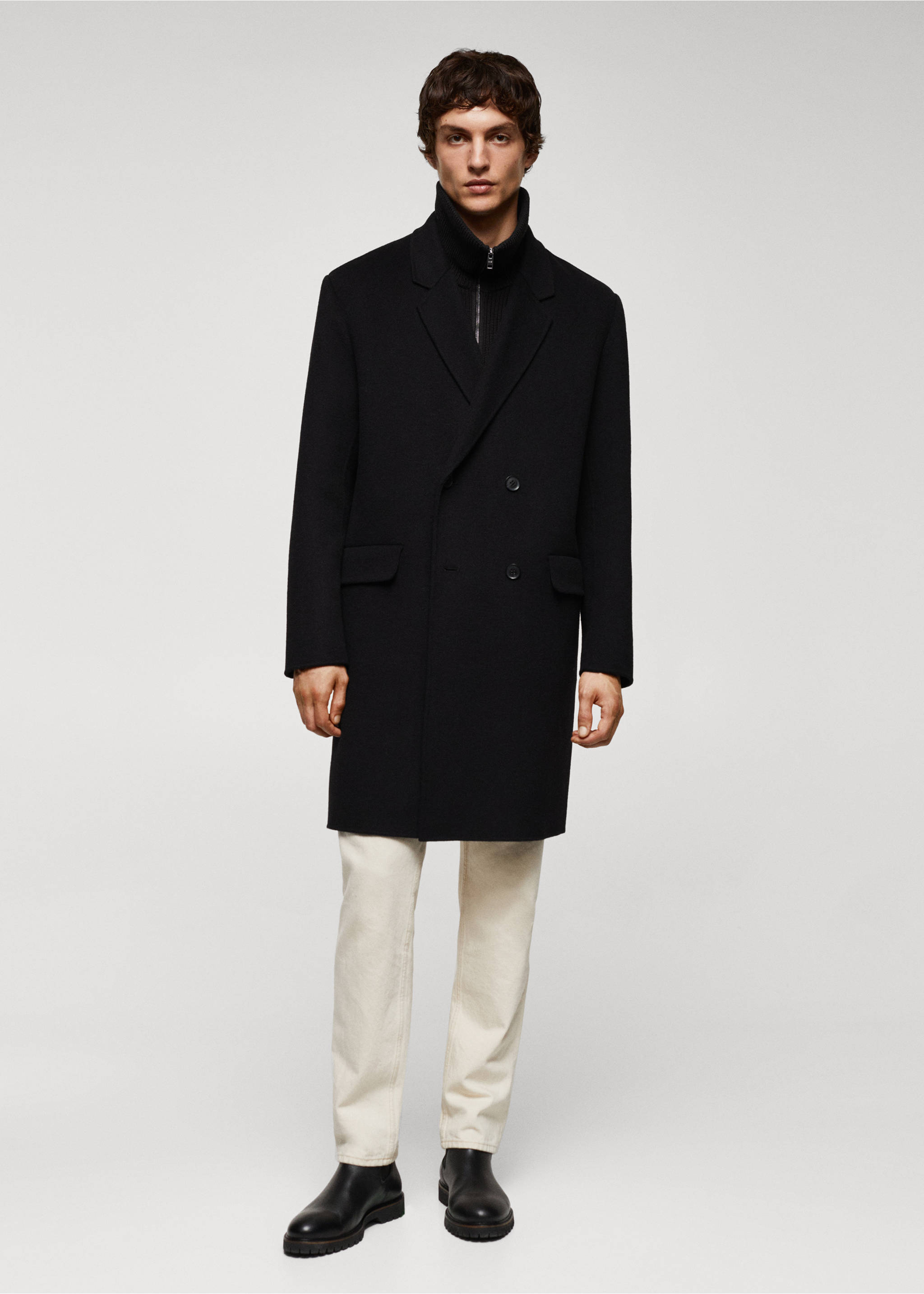 Manteau croisé fait main laine recyclée - Plan général, Noir. Ref: 57025951-00.