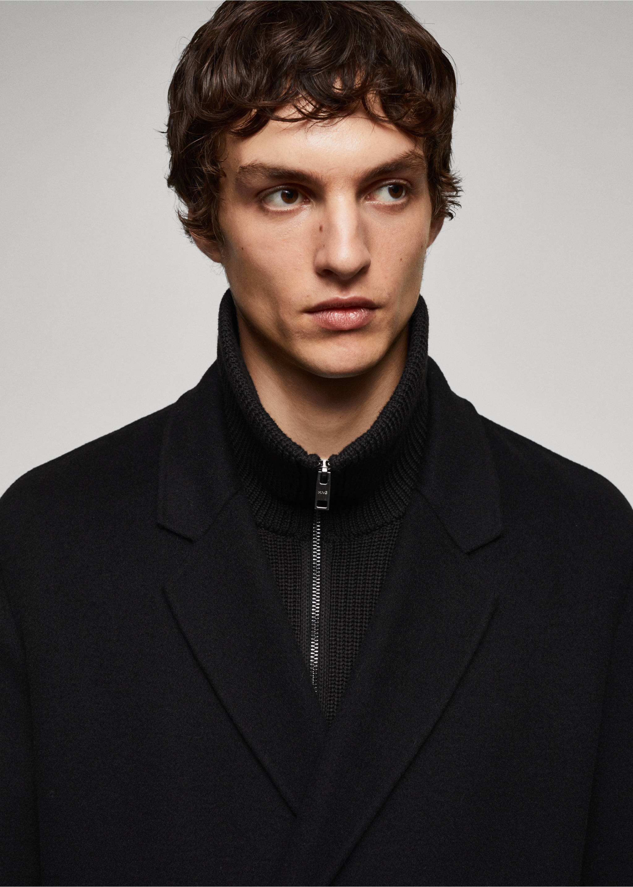 Manteau croisé fait main laine recyclée - Détail de l'article 1, Noir. Ref: 57025951-00.