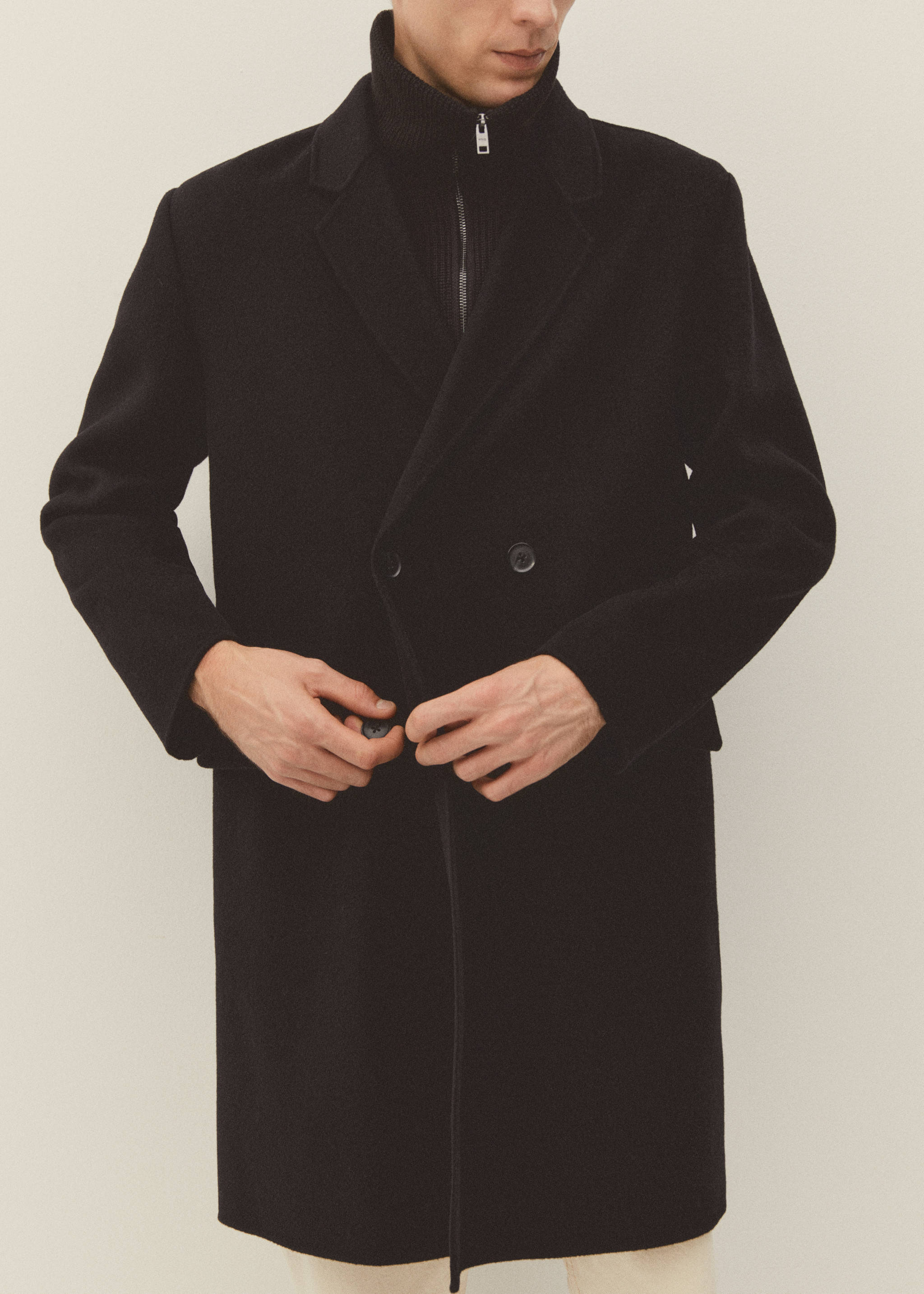 Manteau croisé fait main laine recyclée - Détail de l'article 6, Noir. Ref: 57025951-00.