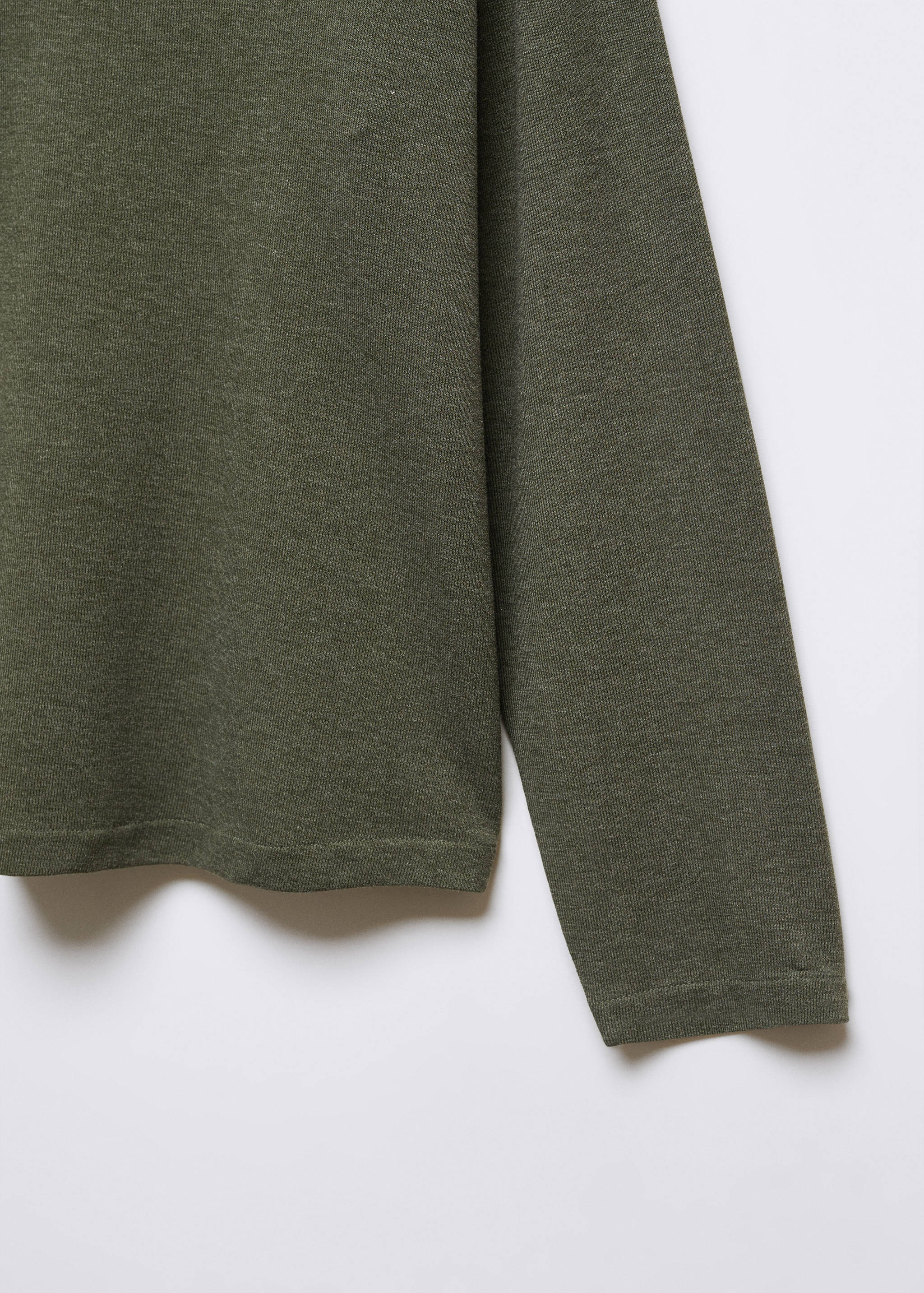 Long-sleeved V-neck T-shirt - Details of the article 8