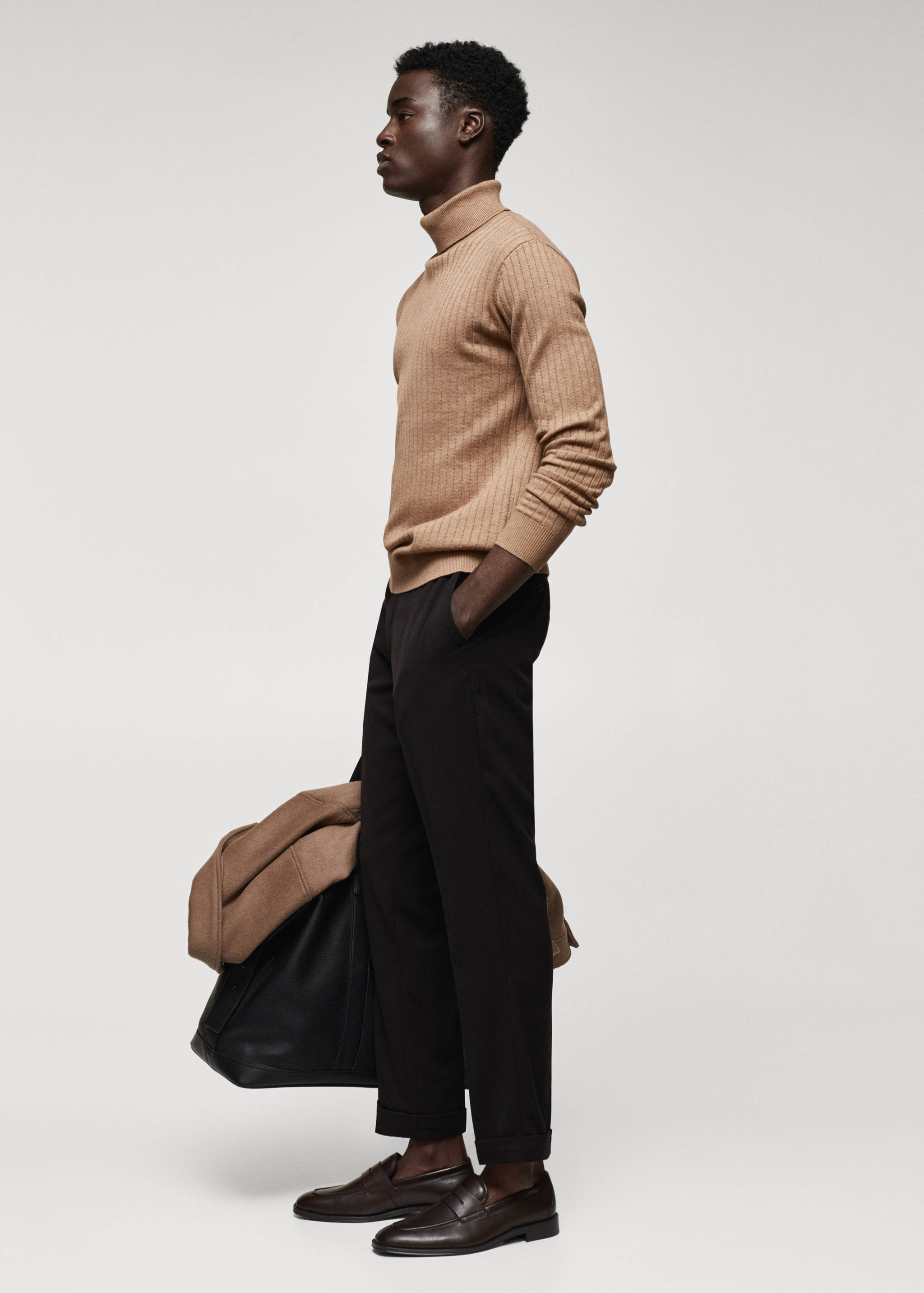 Rolled neck cable sweater - Details of the article 2