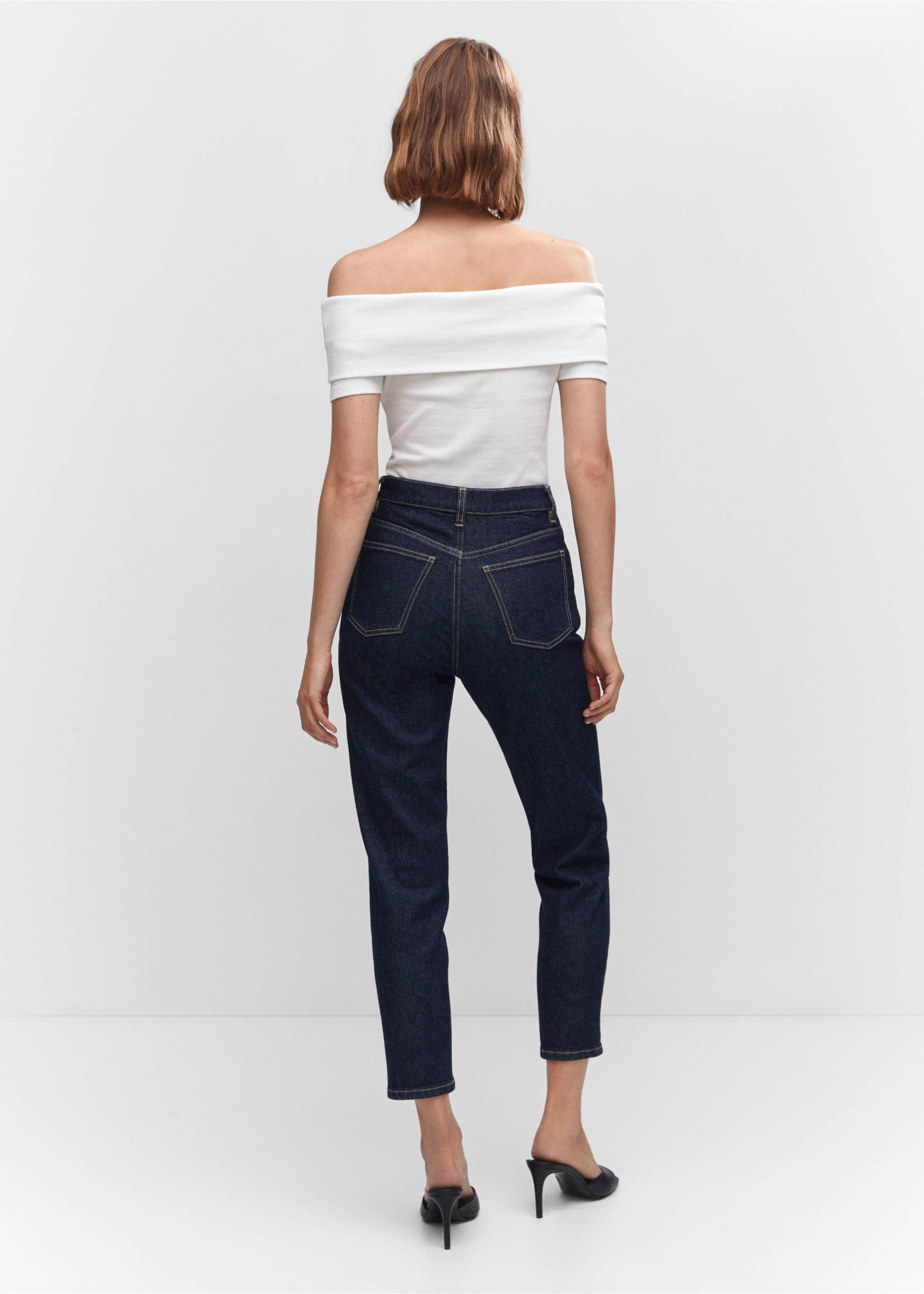 Newmom comfort high-rise jeans - Reverse of the article, Open Blue. Ref: 57025960-00.