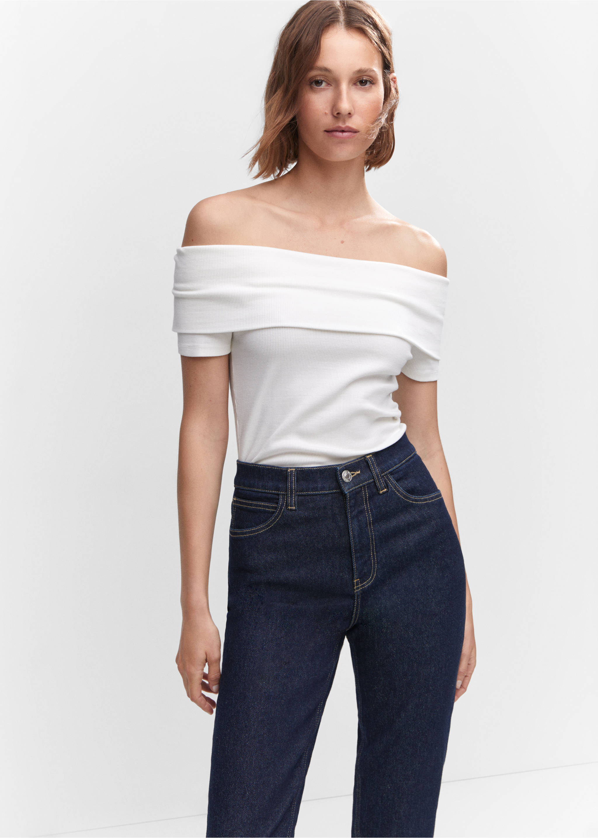 Newmom comfort high-rise jeans - Details of the article 1, Open Blue. Ref: 57025960-00.
