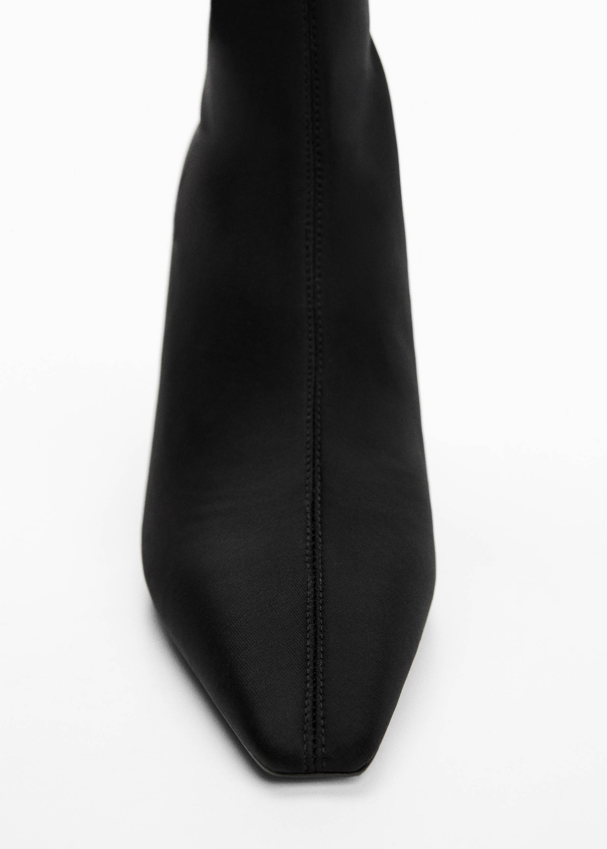 Pointed heel ankle boot - Details of the article 2