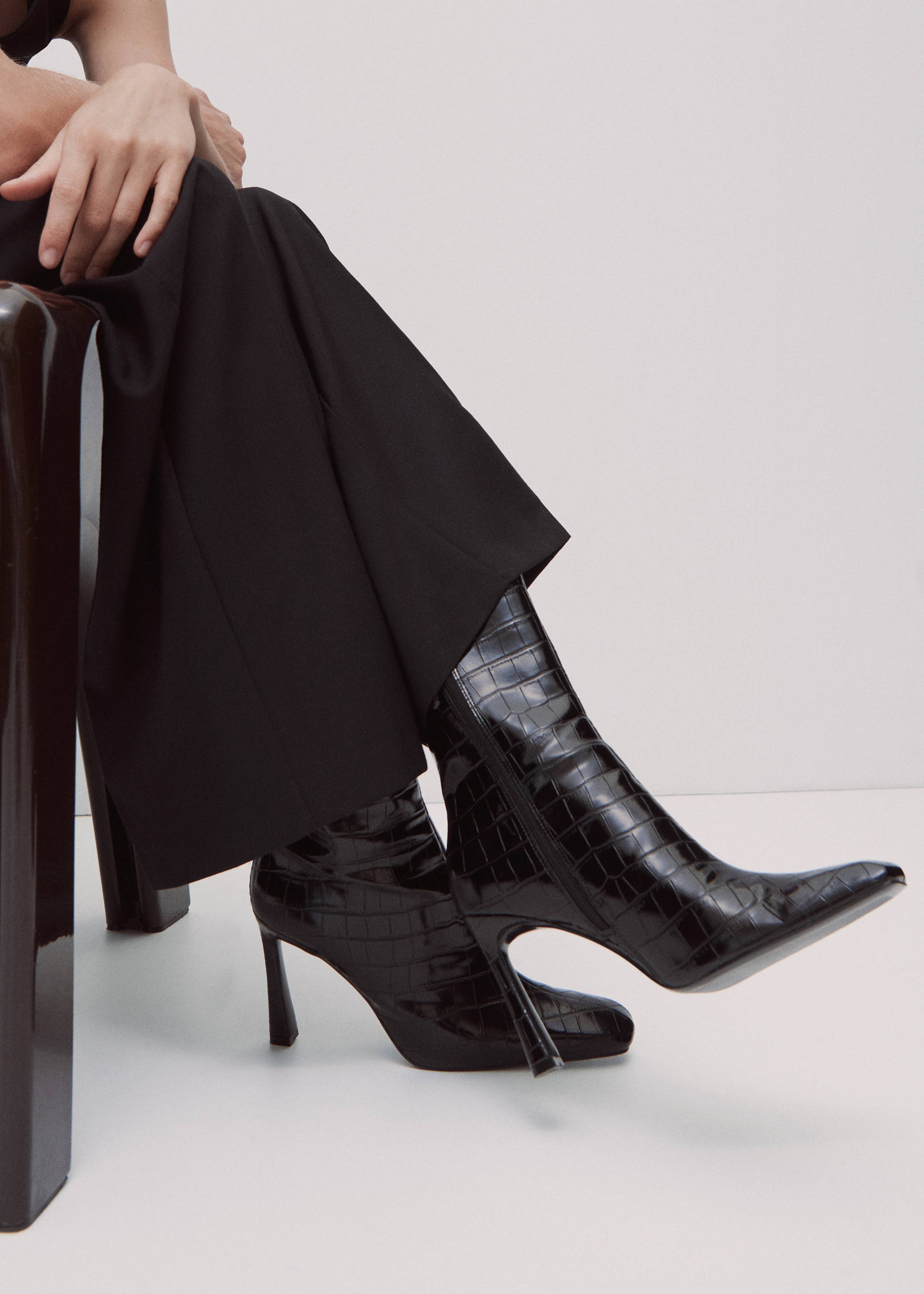 Coco leather-effect heeled ankle boots - General plane, Black. Ref: 57025975-00.