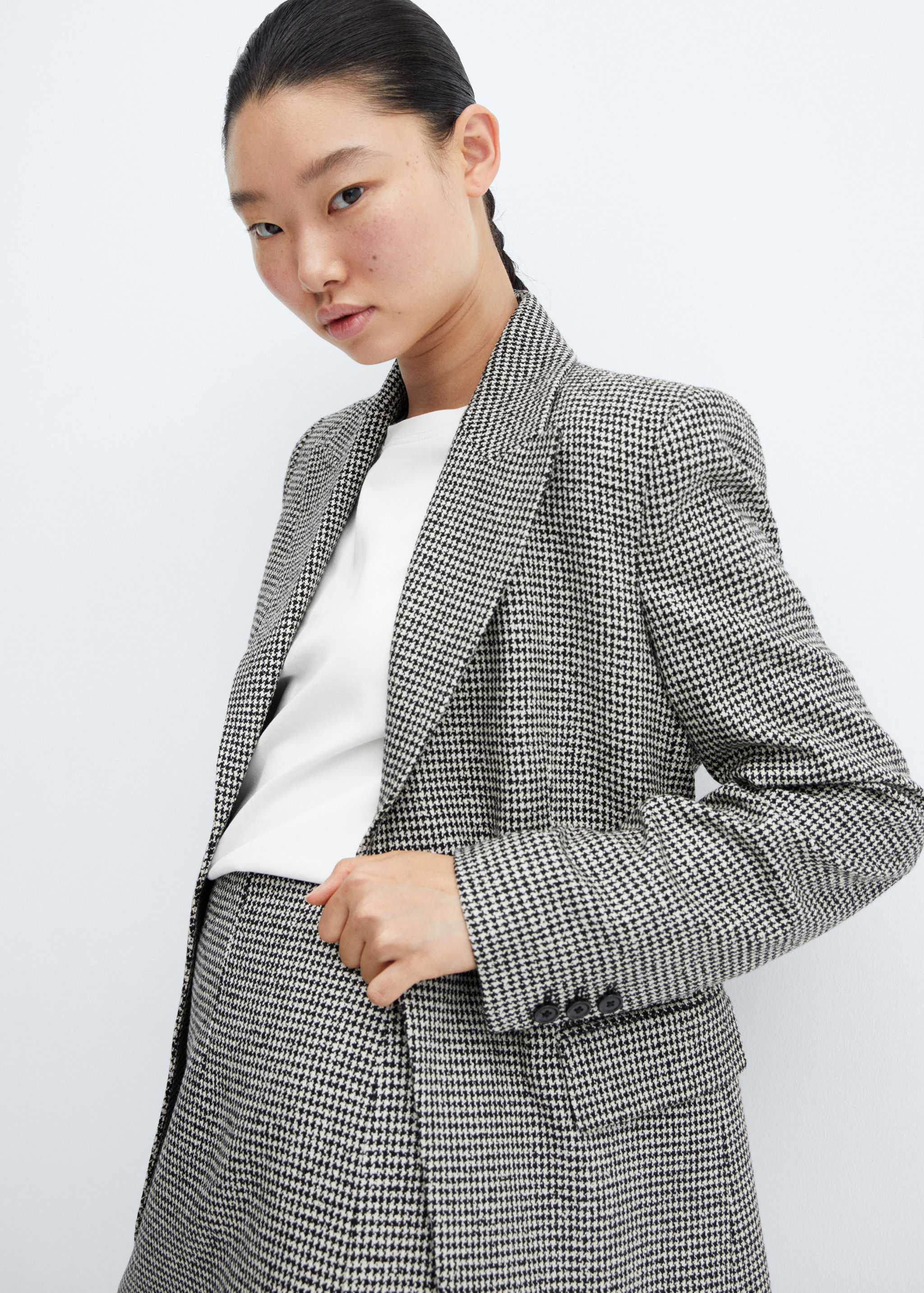 Lapels Houndstooth suit blazer - Details of the article 1