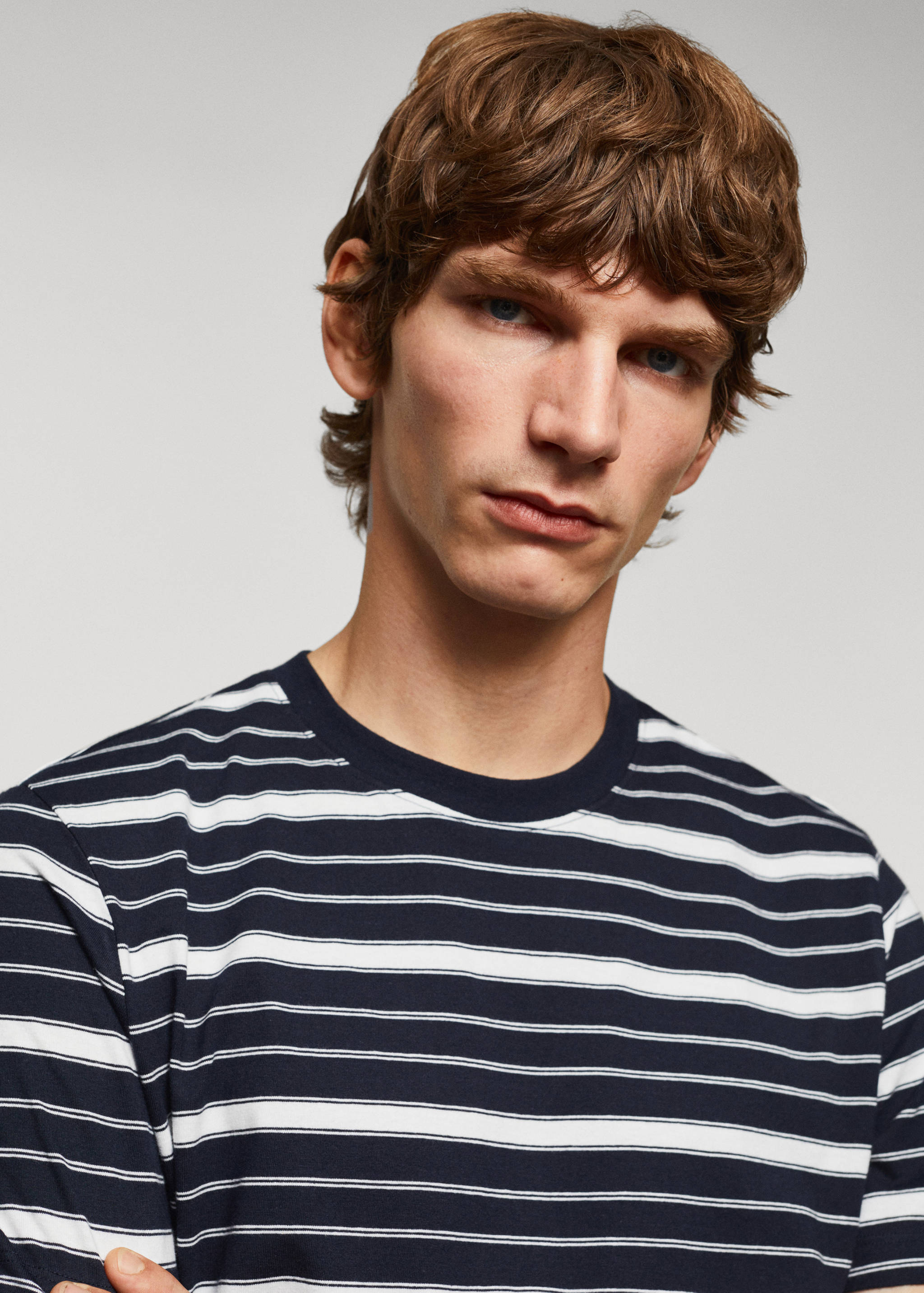 Gestreiftes T-Shirt aus 100 % Baumwolle - Detail des Artikels 1