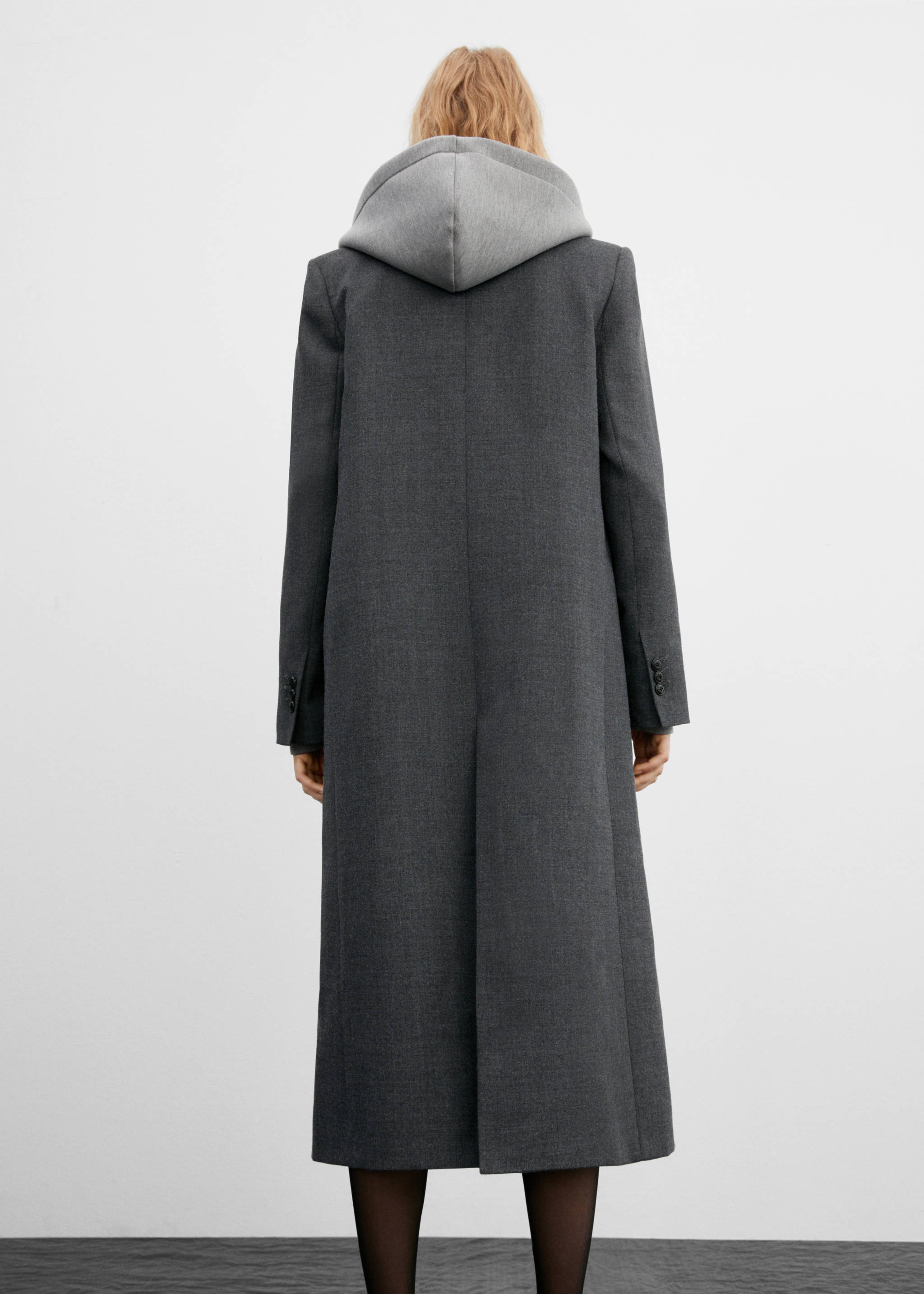 Double-breasted wool coat - Reverse of the article