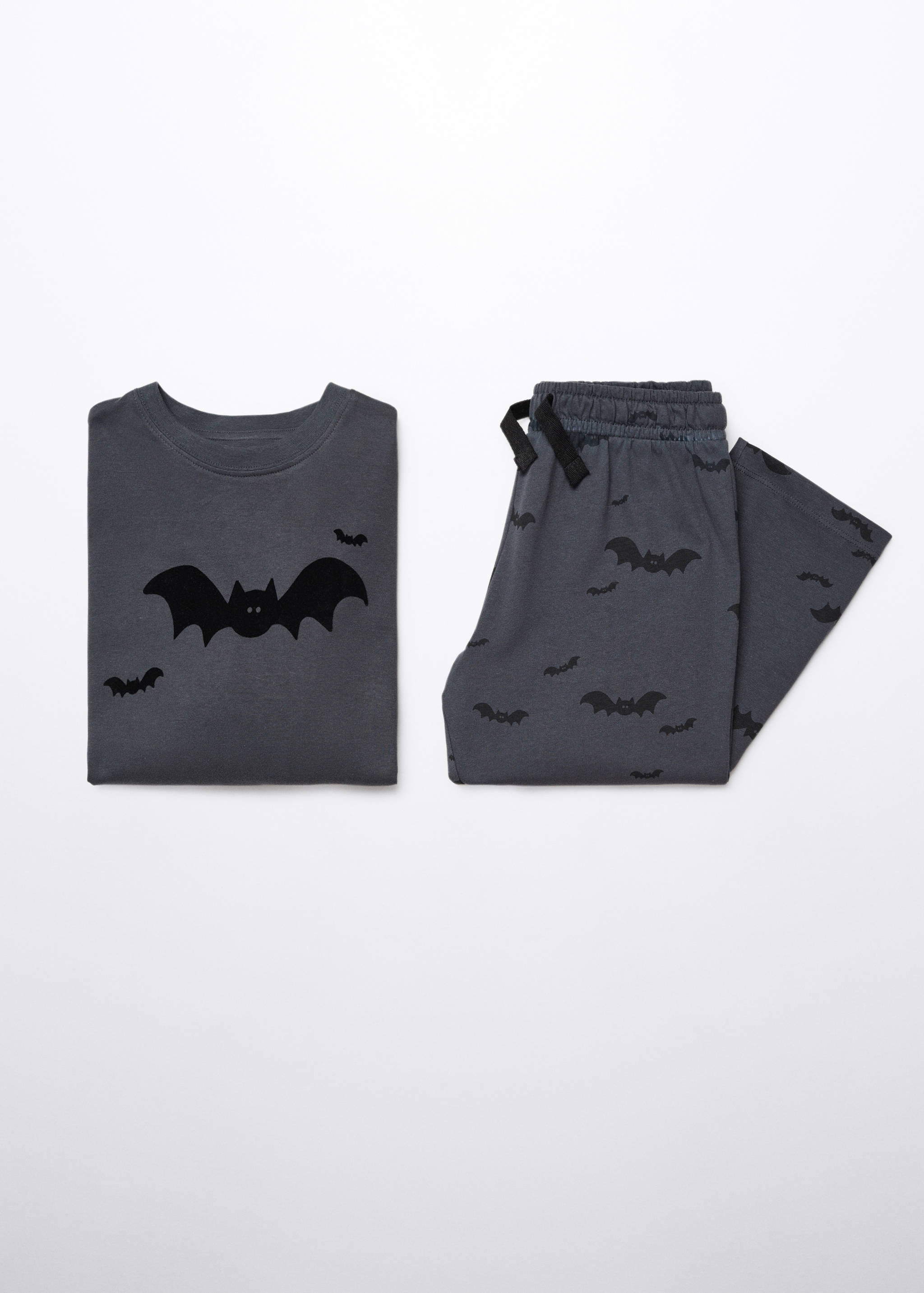 Long bat pyjamas - Details of the article 8