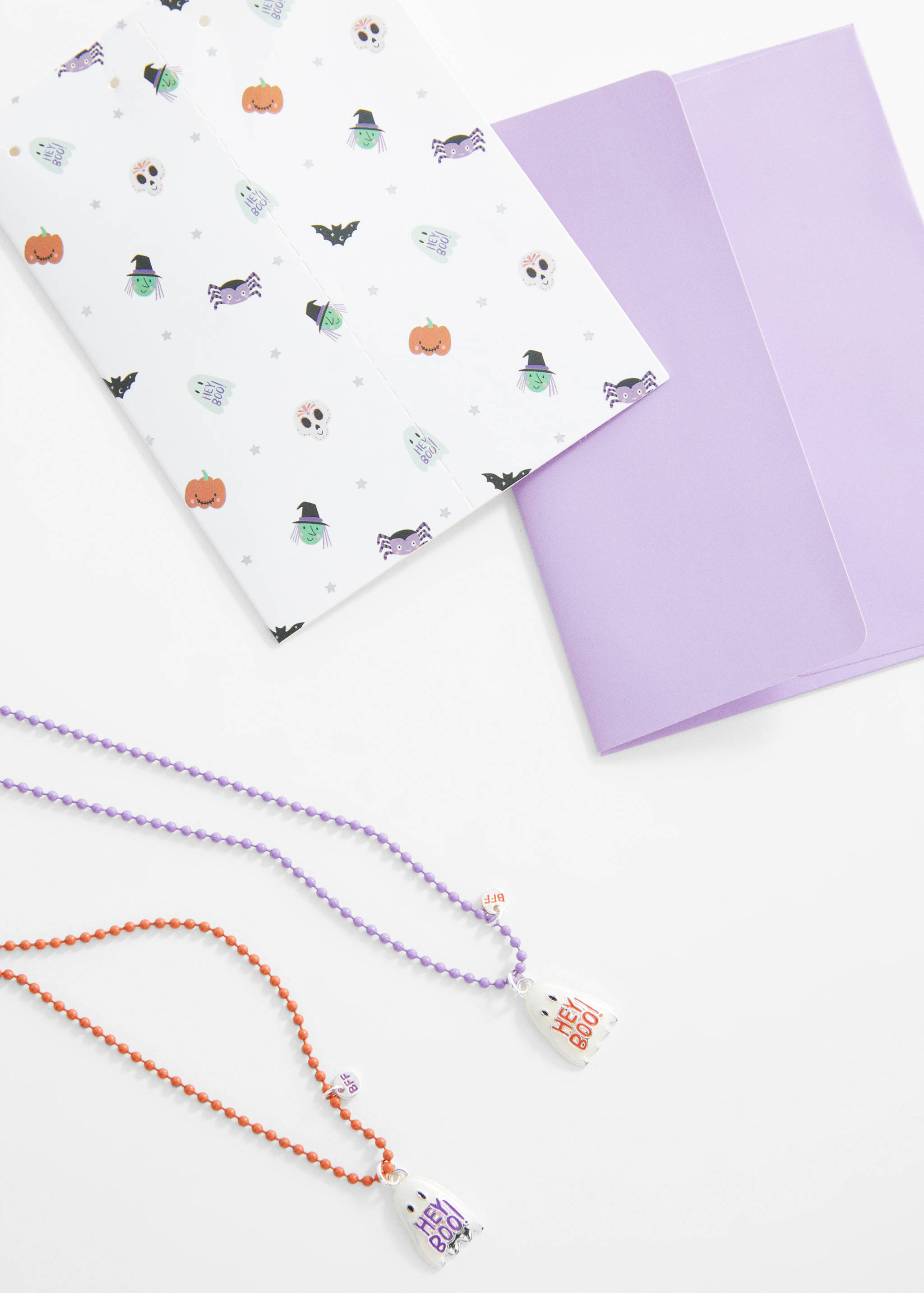 Pack of 2 Halloween necklaces - Details of the article 2