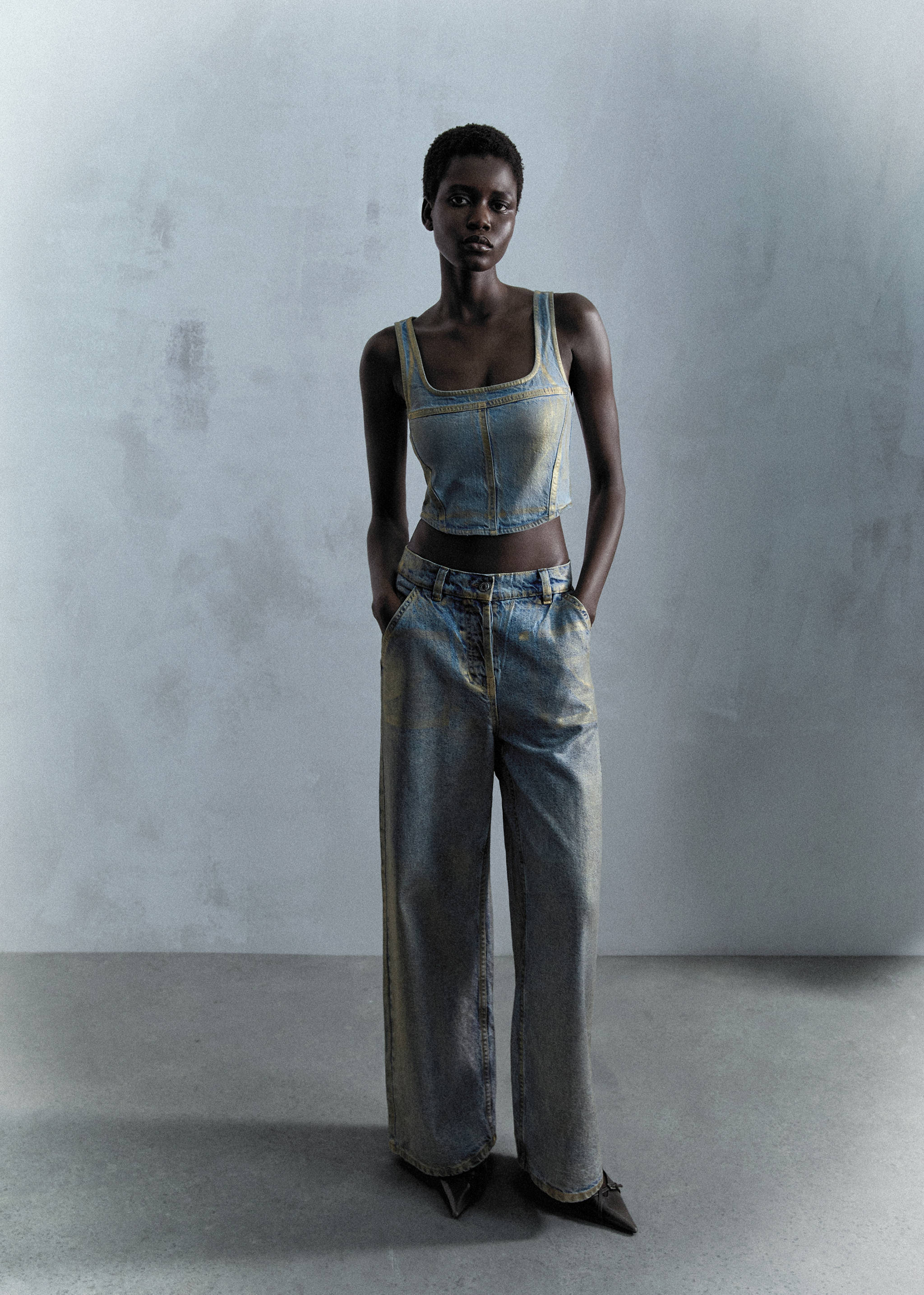 Wide leg foil jeans - Details of the article 7