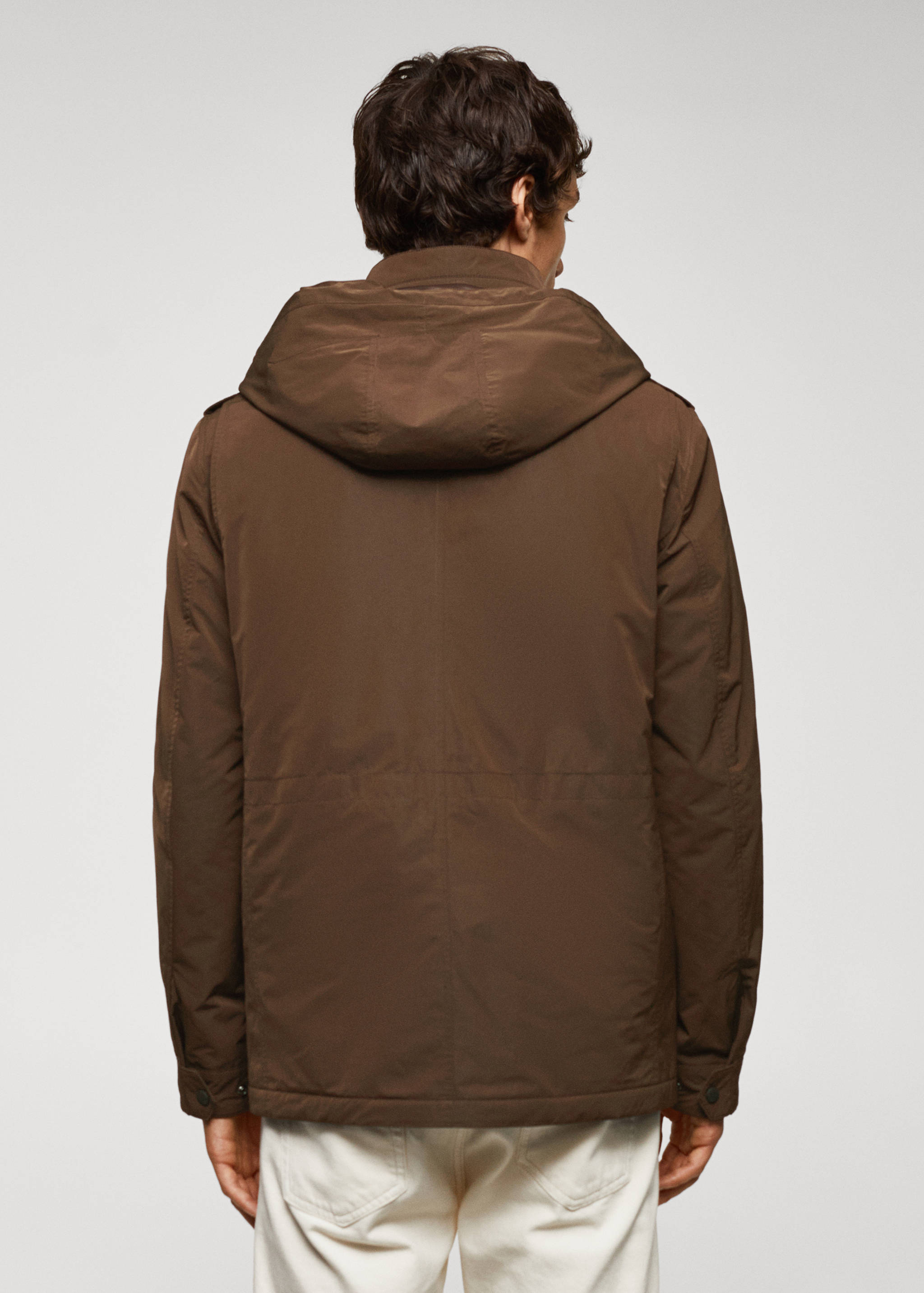 Water-repellent jacket with pockets - Reverse of the article