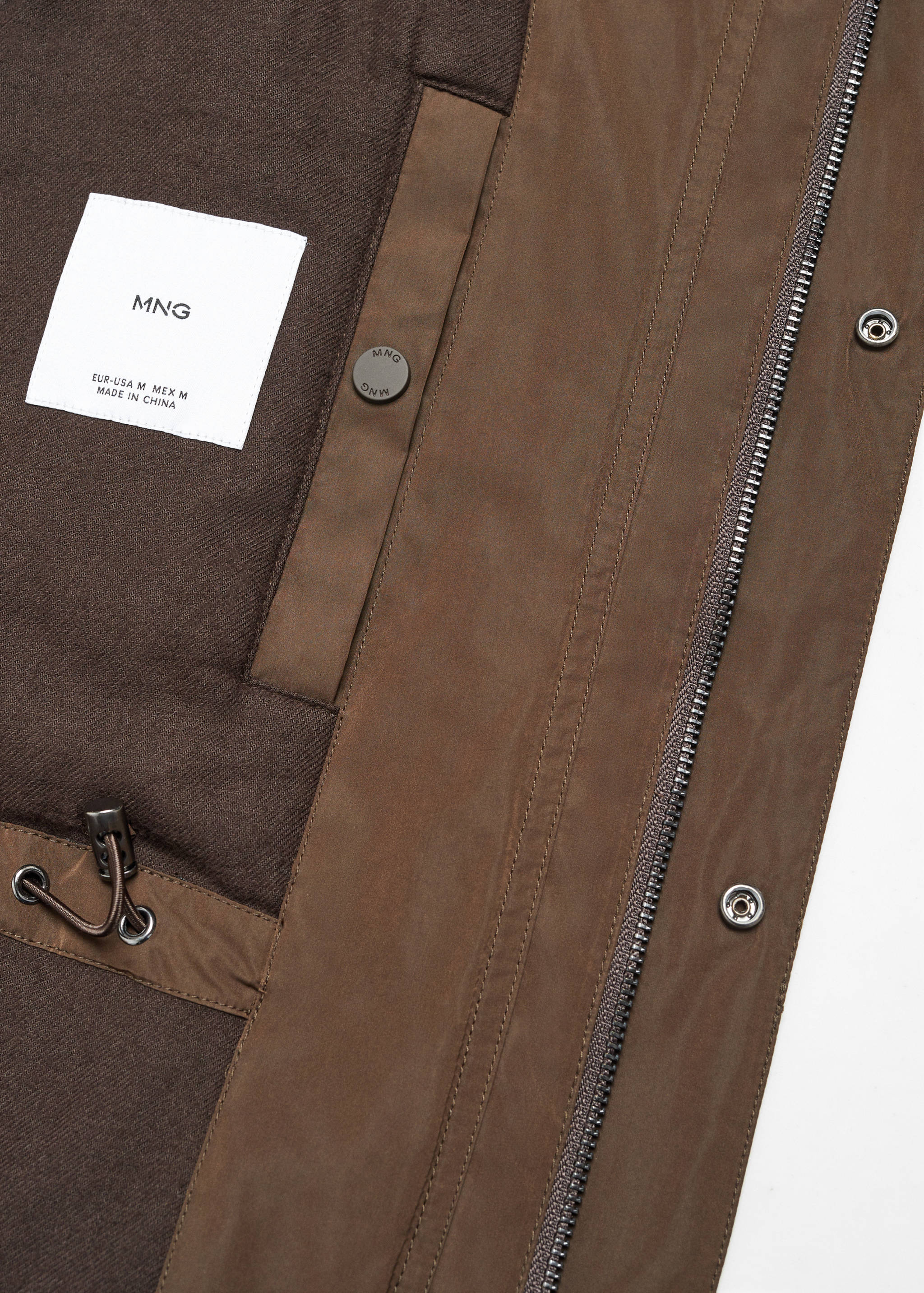 Water-repellent jacket with pockets - Details of the article 8
