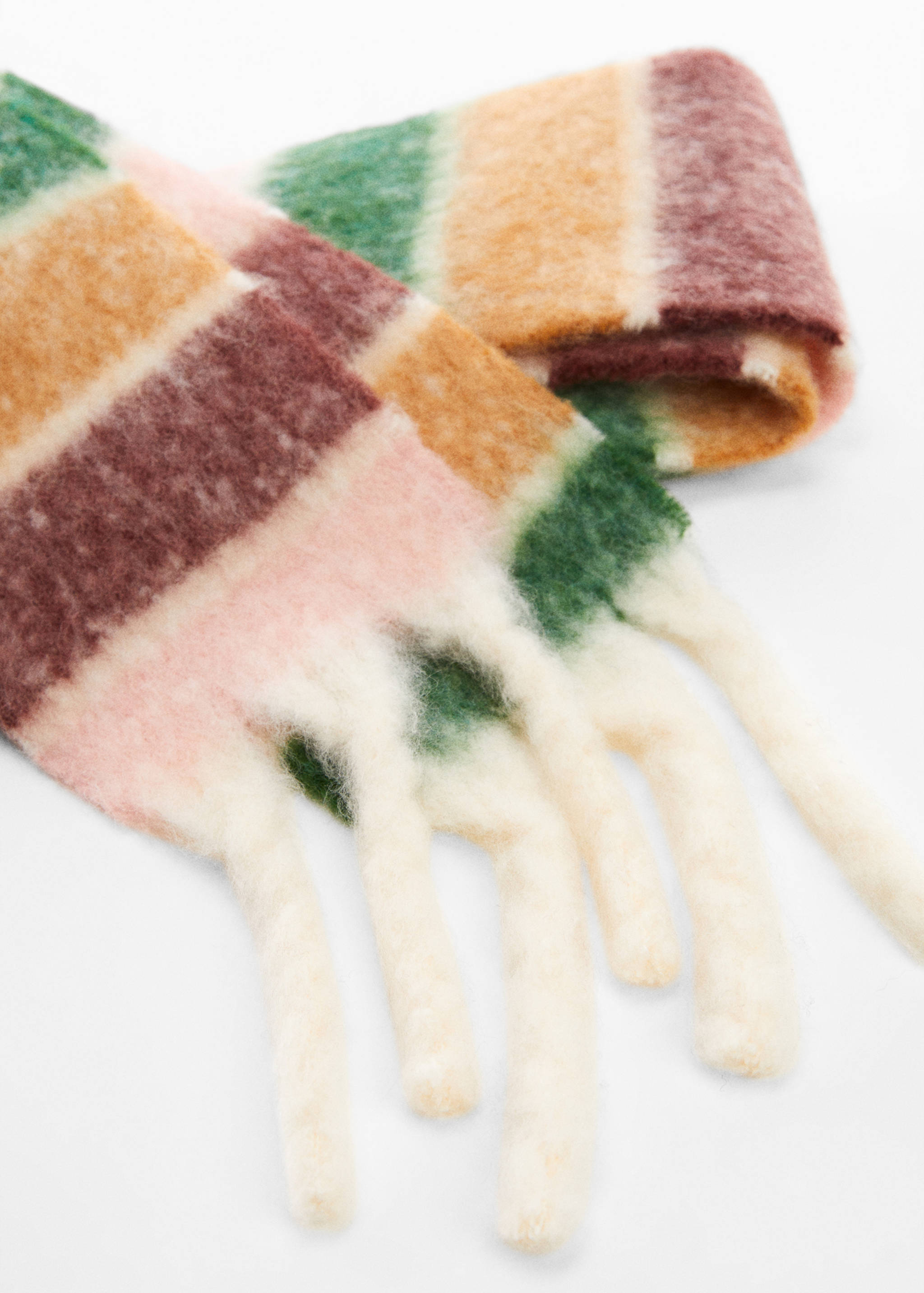 Bufanda tricolor rayas - Plano medio