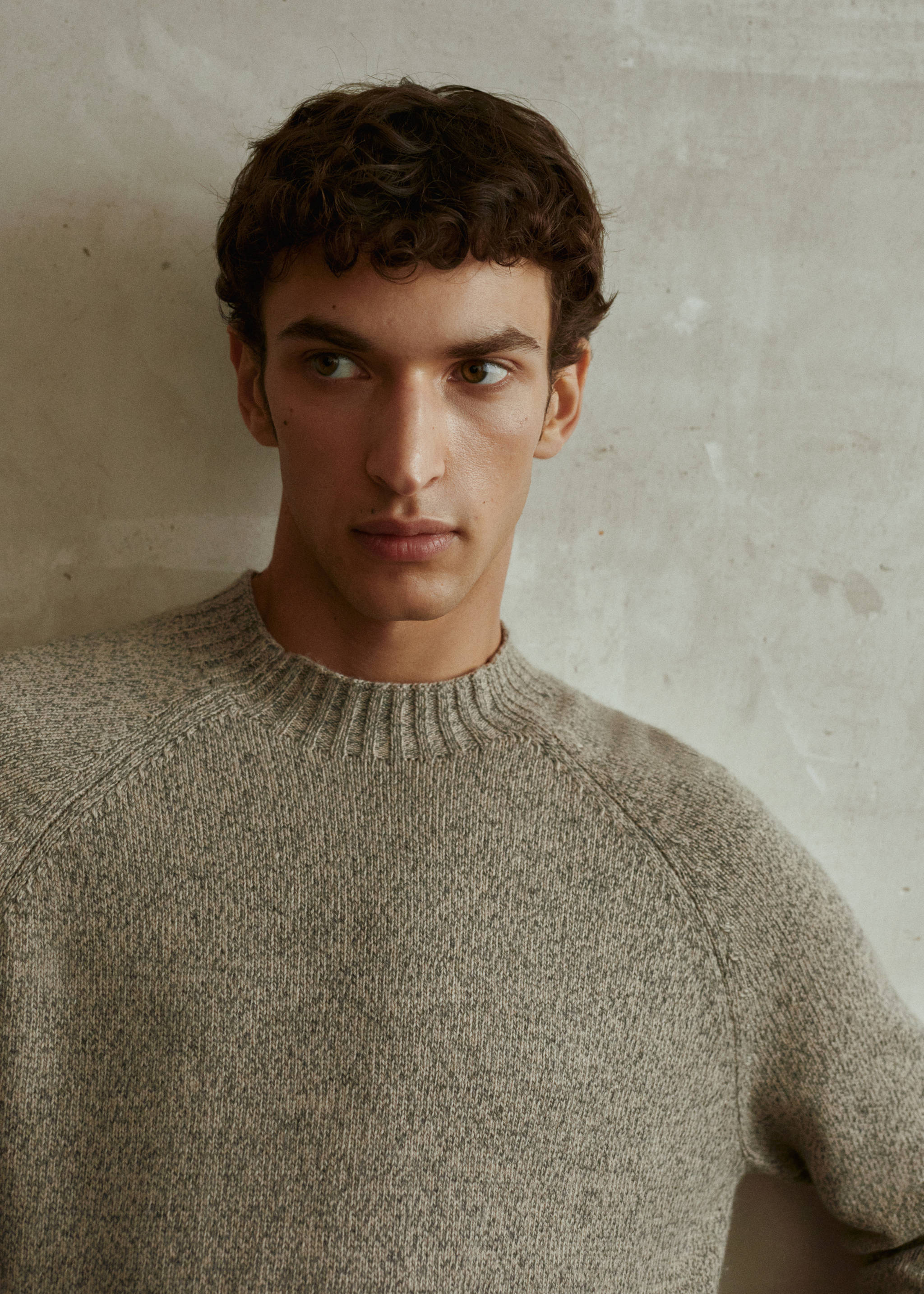 Melierter Wollpullover - Detail des Artikels 5