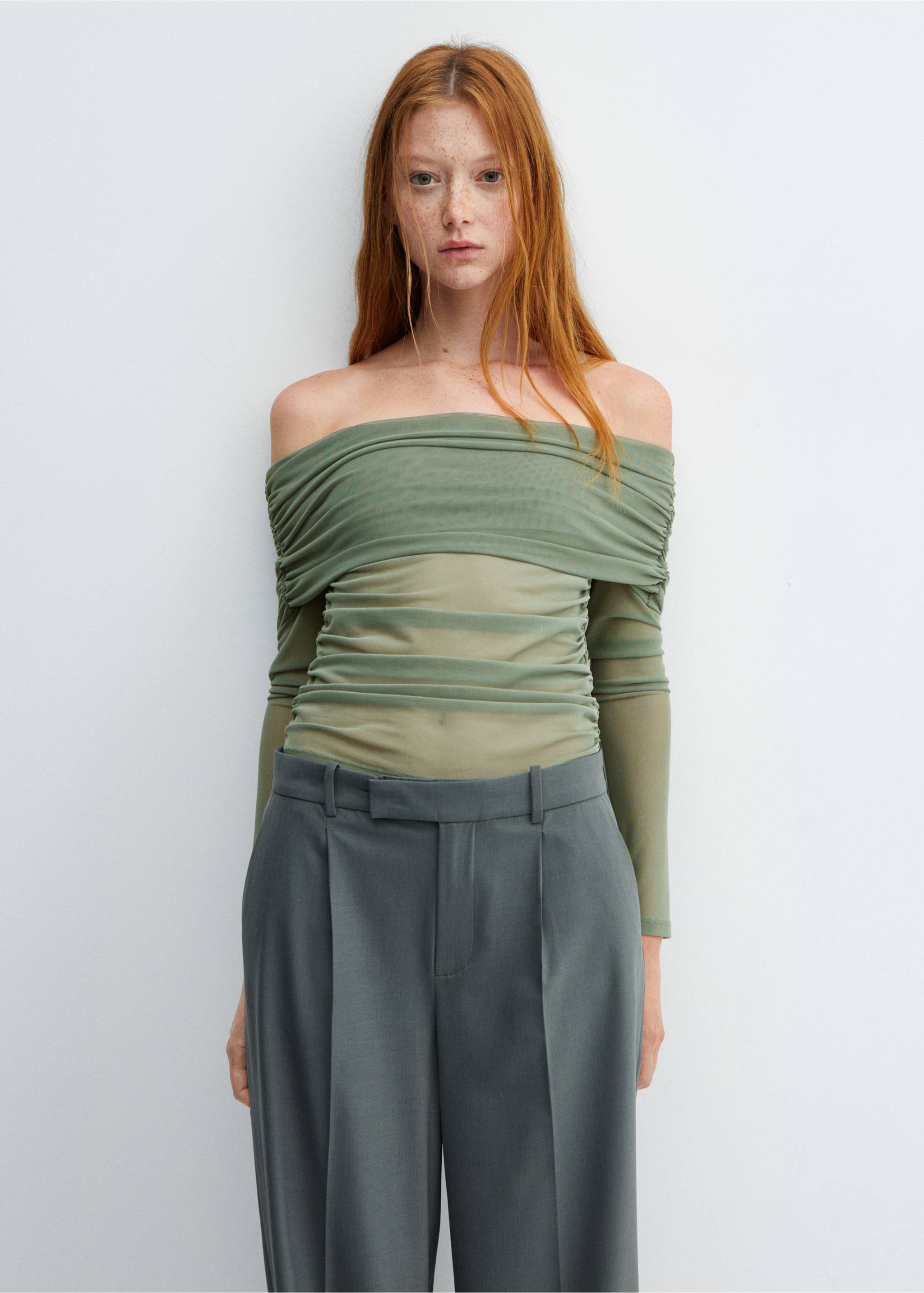 Off-the-shoulder tulle t-shirt - Medium plane, Green. Ref: 57027758-00.