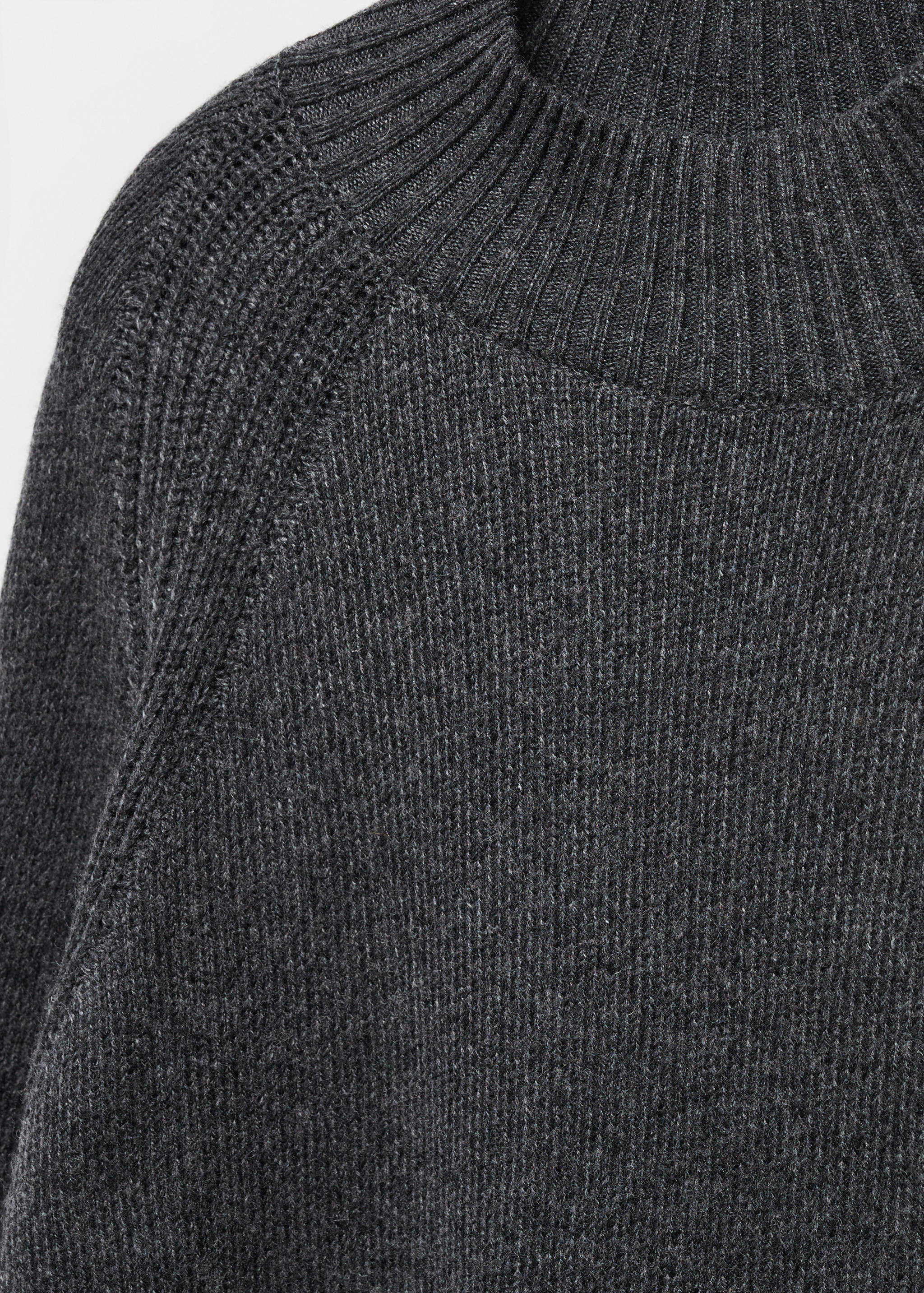 Oversized-Pullover mit Stehkragen - Detail des Artikels 8