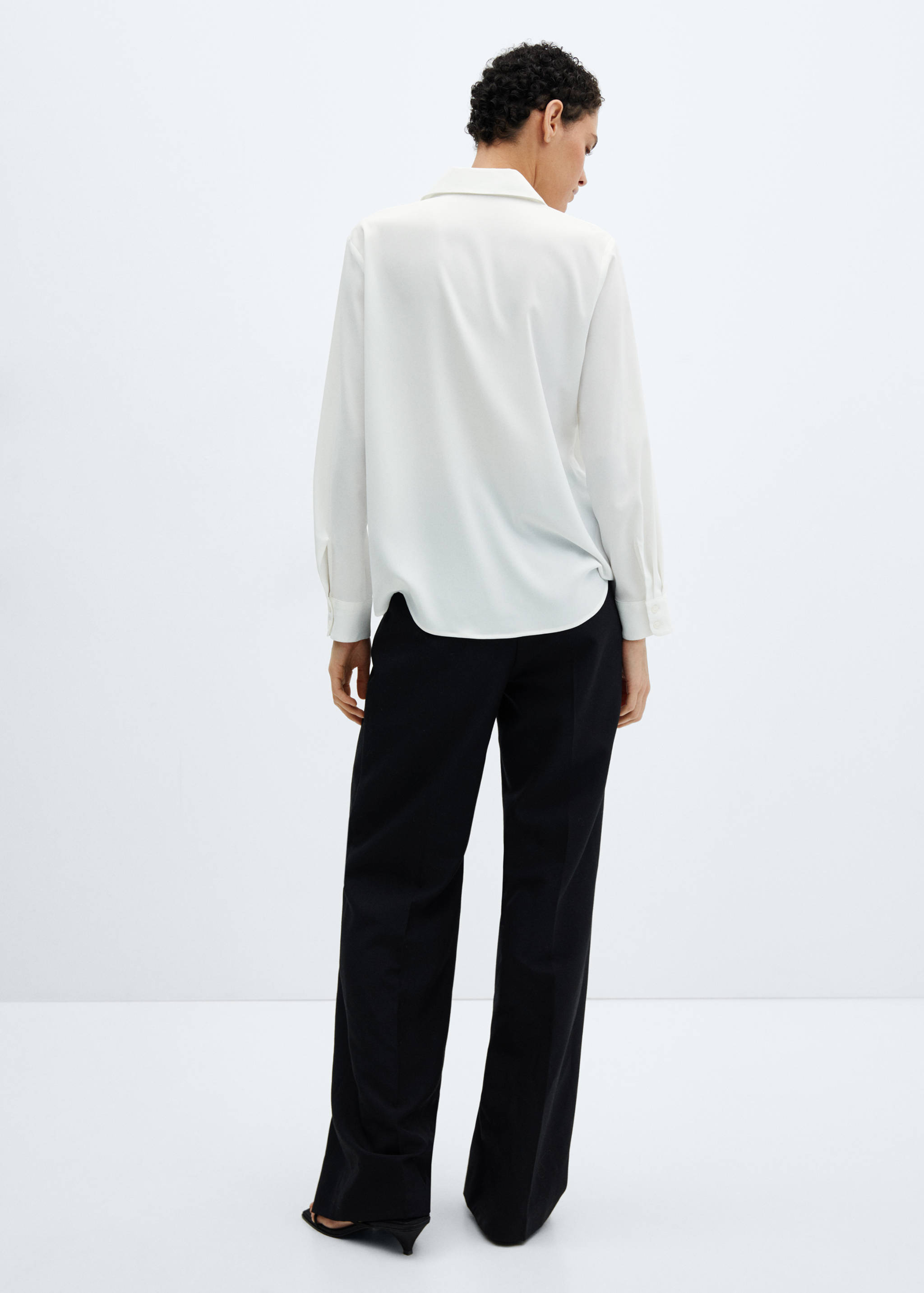 Regular flowy shirt - Reverse of the article