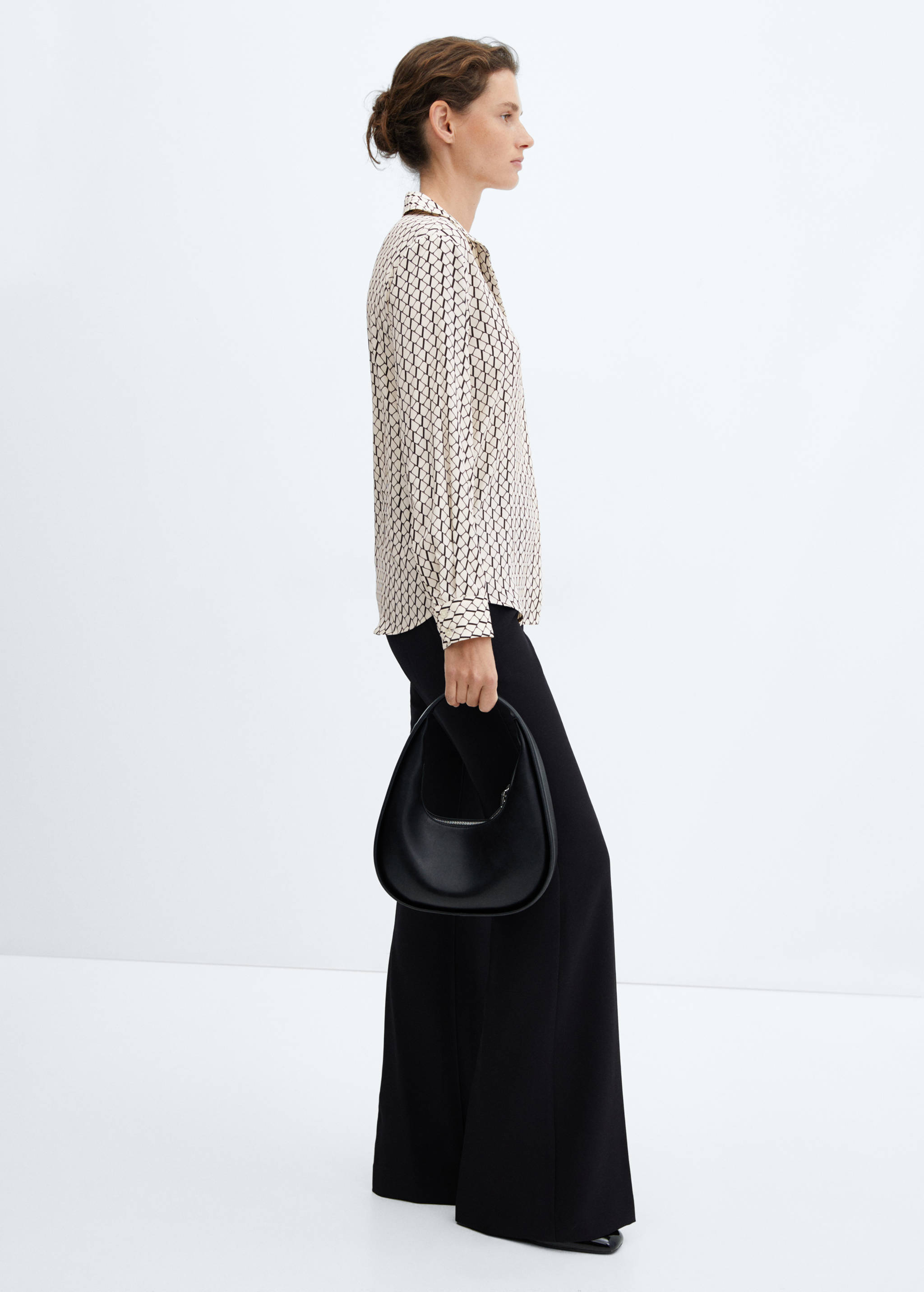 Regular flowy shirt - Details of the article 2