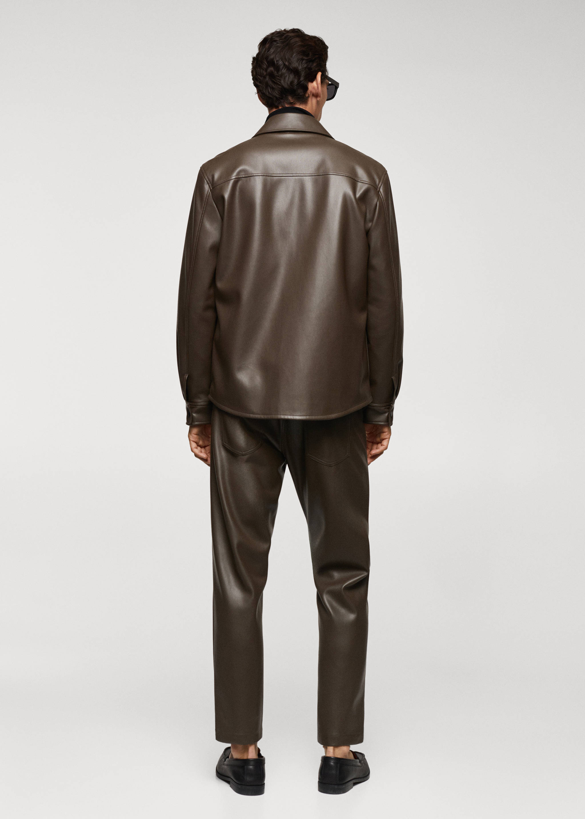 Overshirt mit Leder-Effekt - Rückseite des Artikels