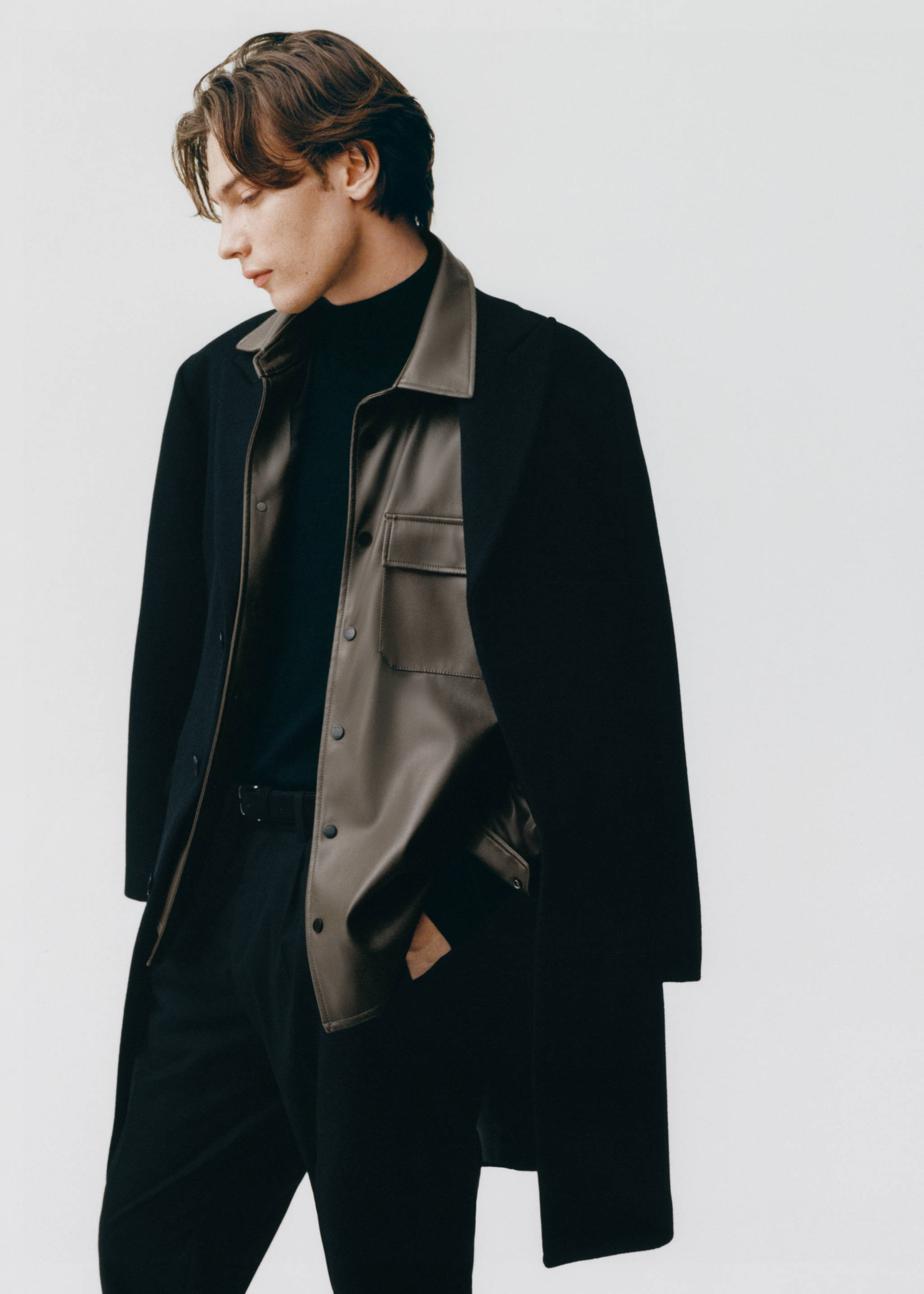 Overshirt mit Leder-Effekt - Detail des Artikels 5