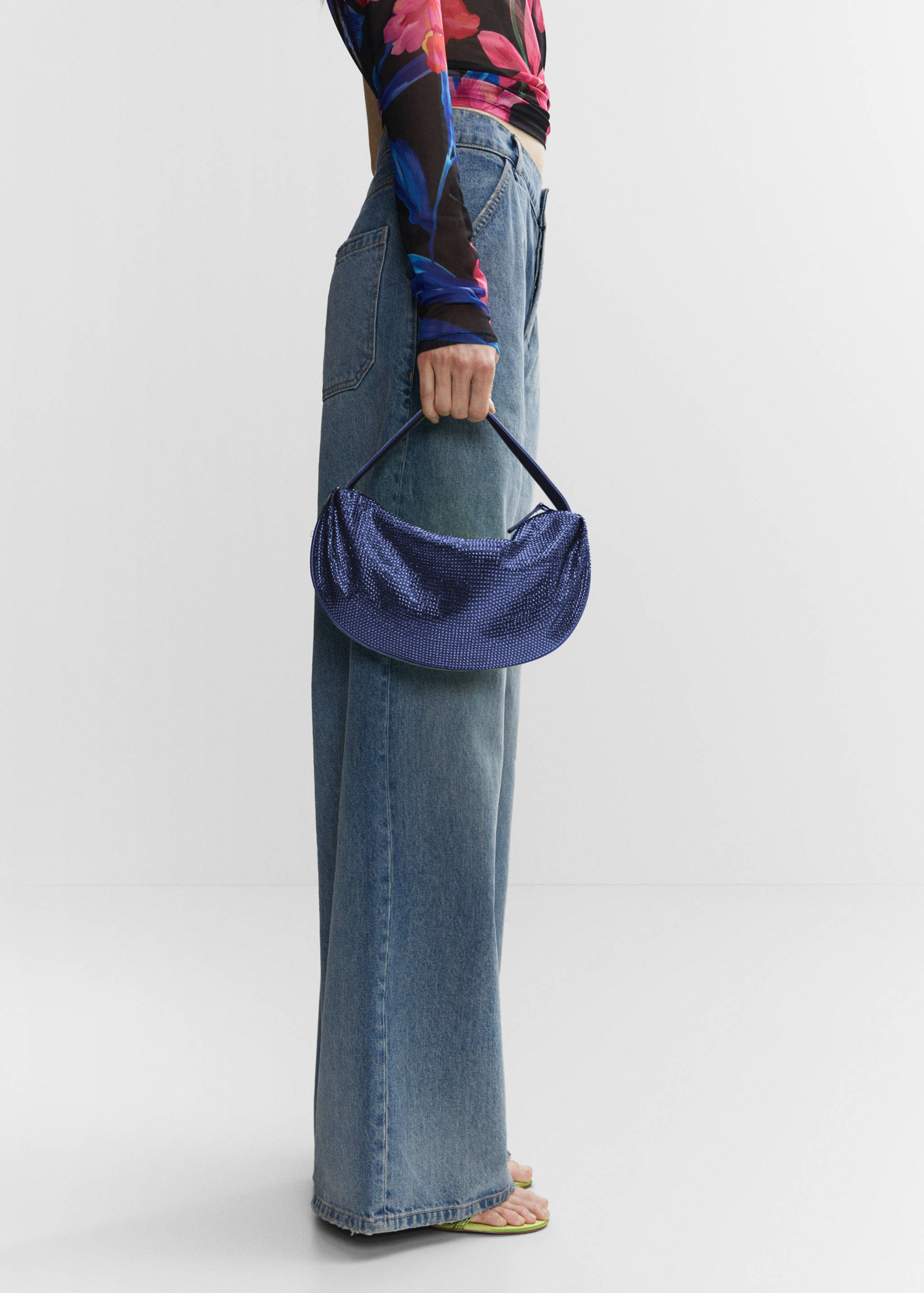 Schultertasche mit Kristallsteinen - Allgemeine Ansicht