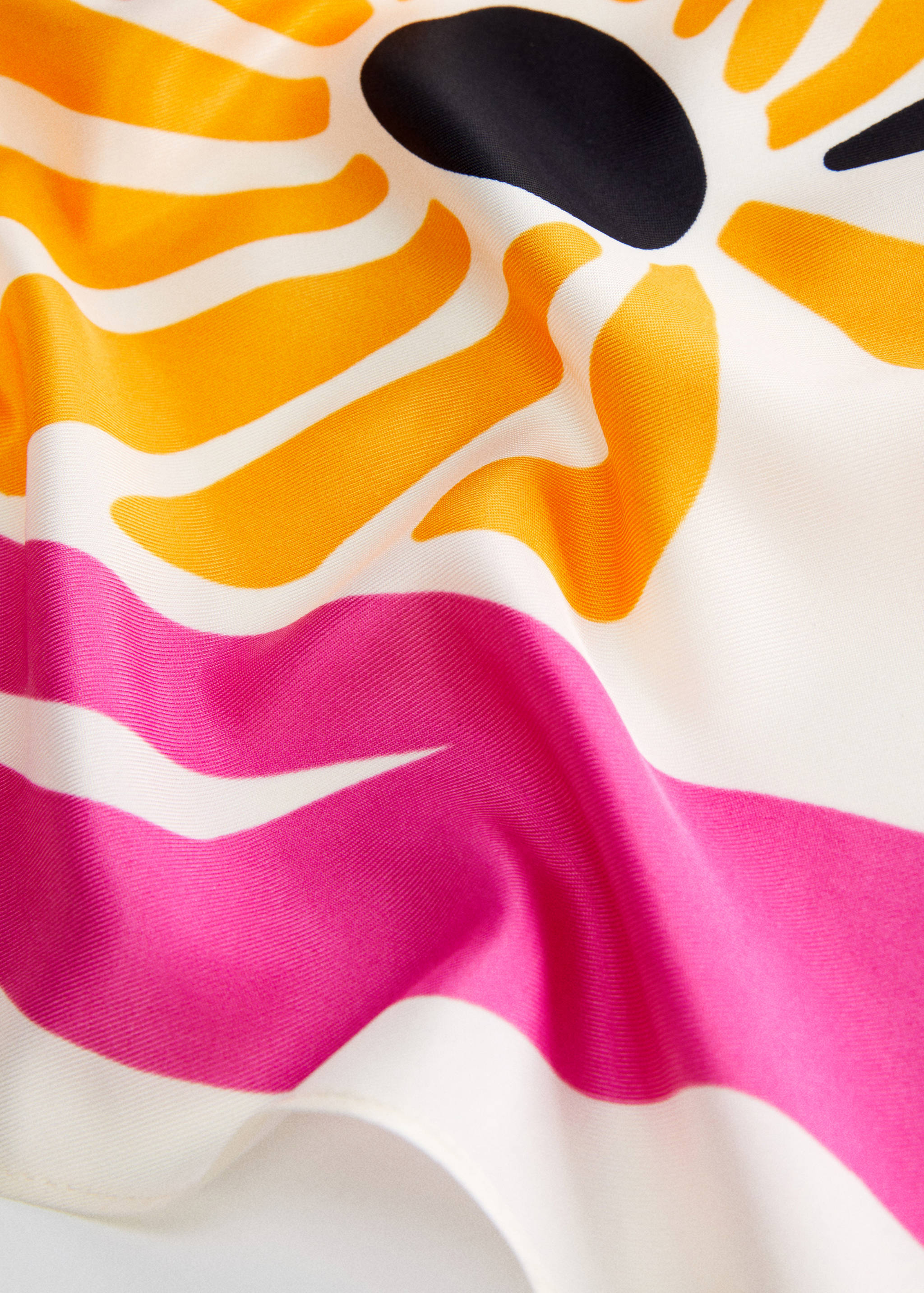 Halstuch mit Blumenmuster - Detail des Artikels 1