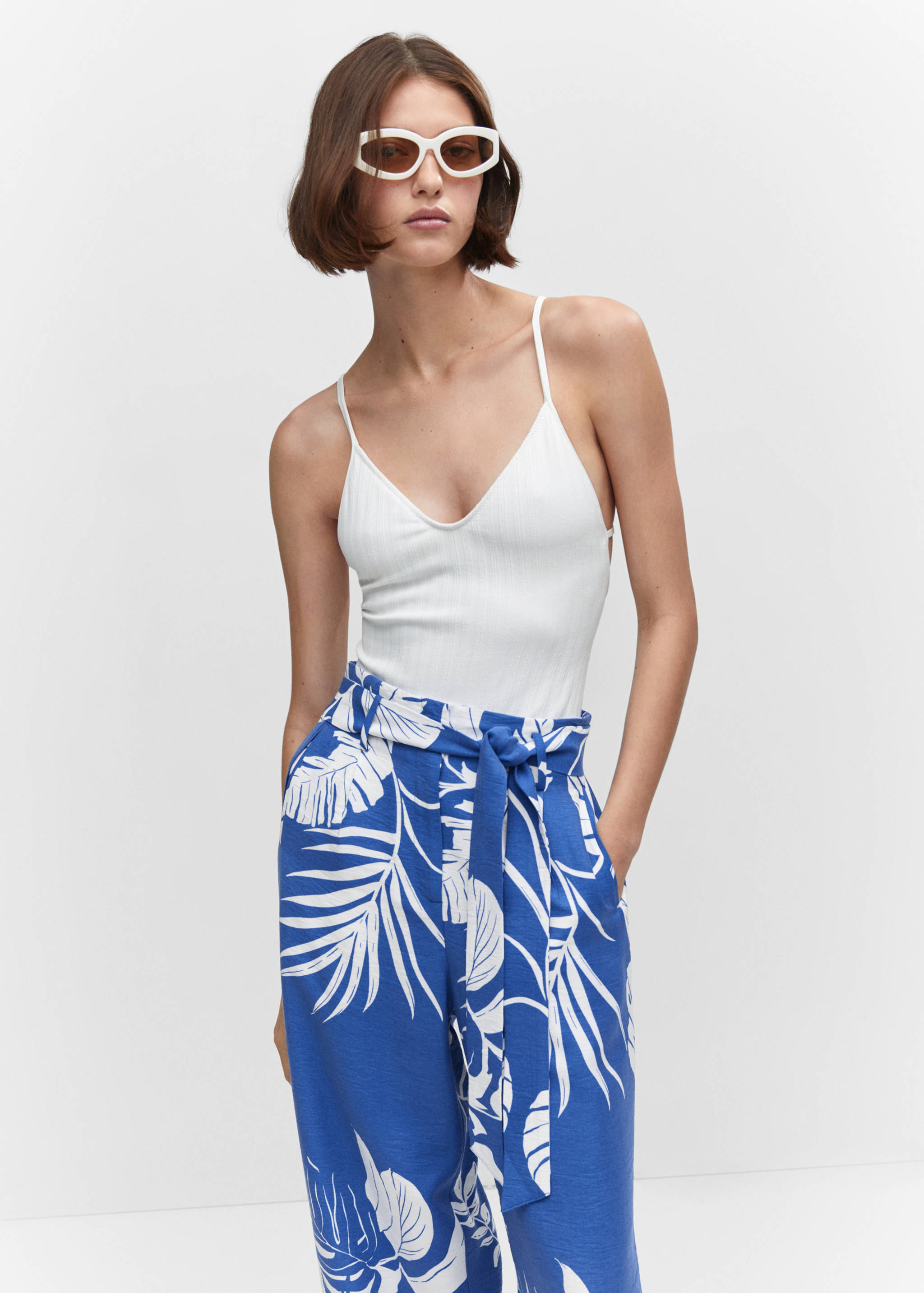 Tropical print trousers - Details of the article 1