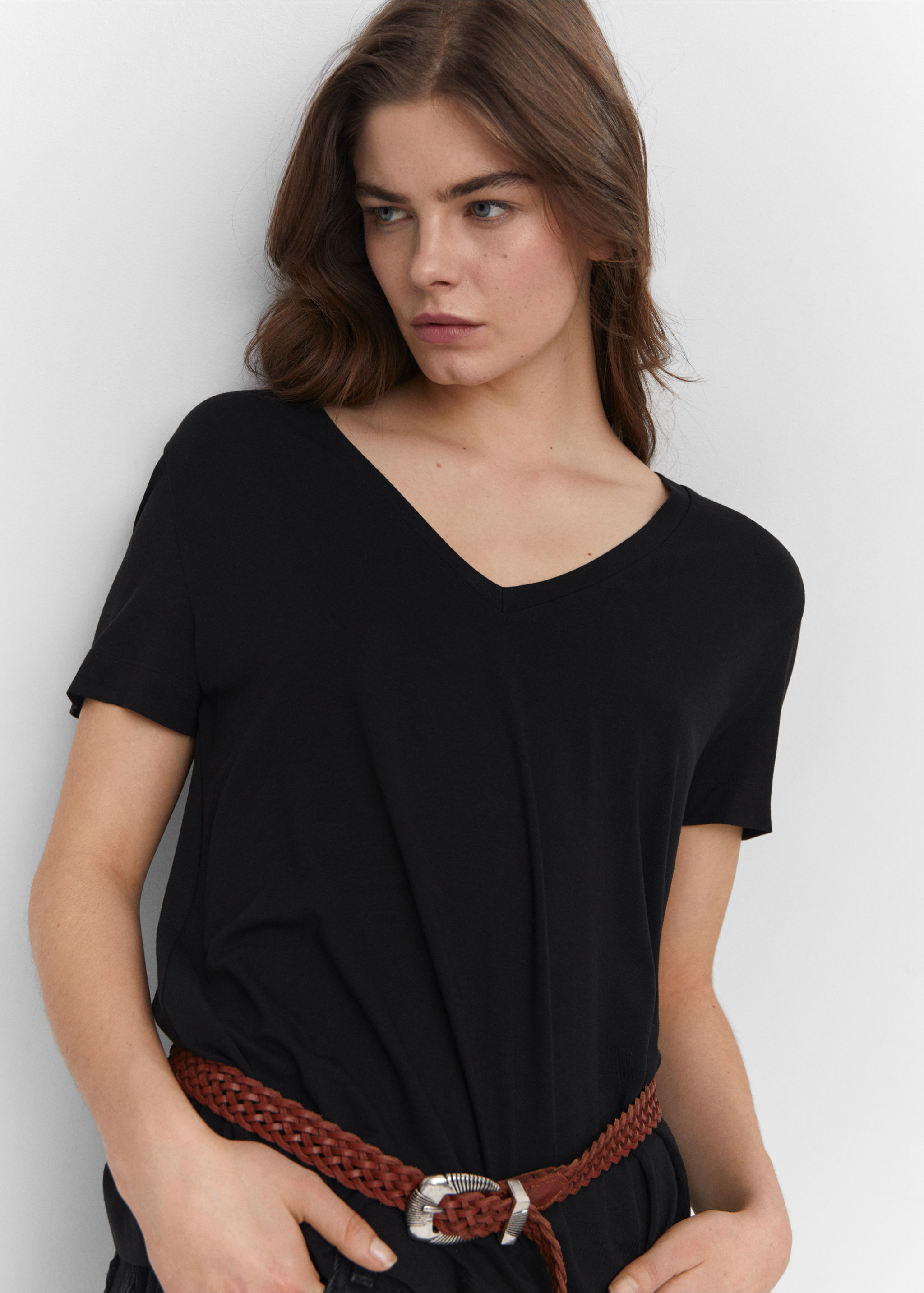 Camiseta cuello pico - Detalle del artículo 1