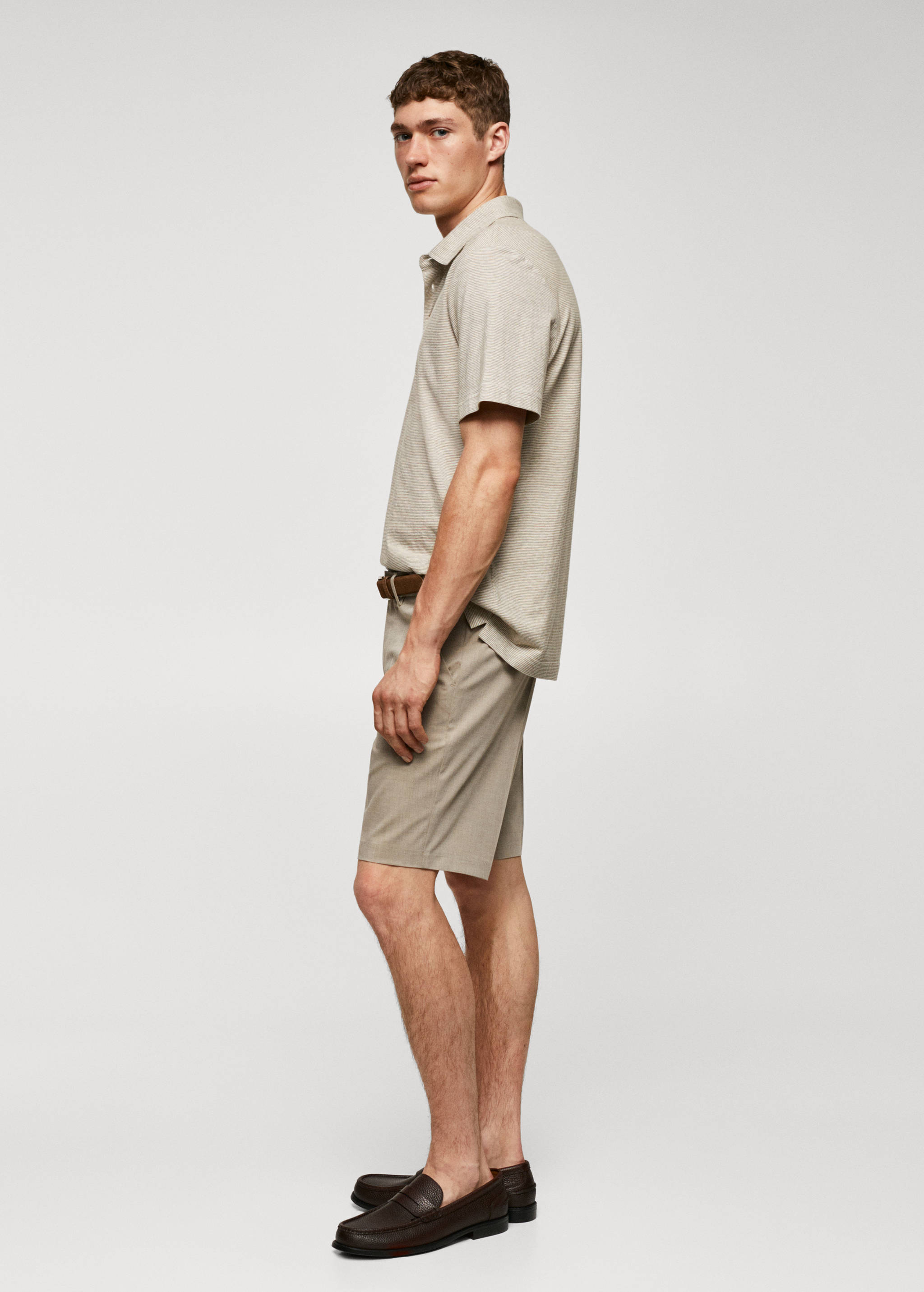 Poloshirt aus 100 % Baumwolle mit Streifenstruktur - Detail des Artikels 2