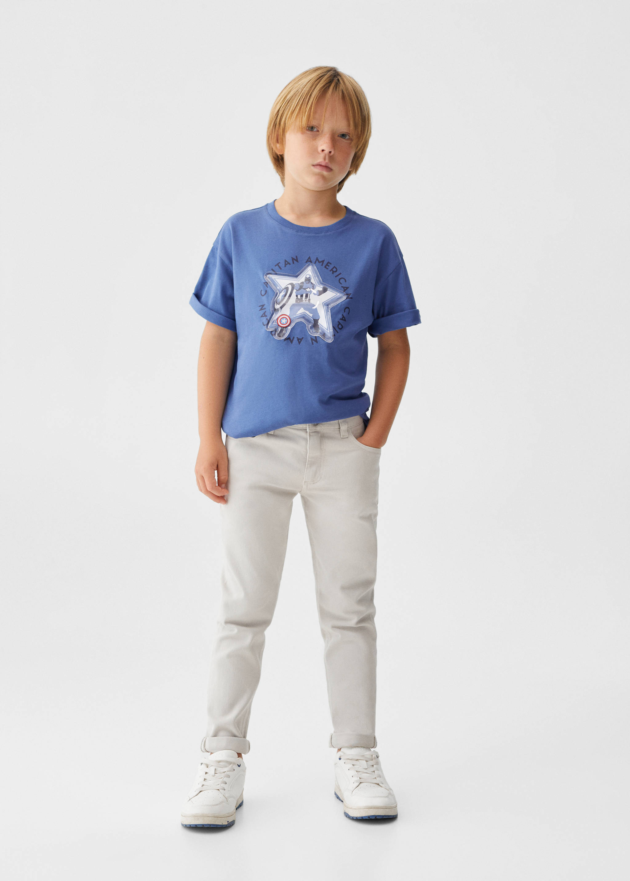 Interaktivní tričko Avengers - Celkový náhled