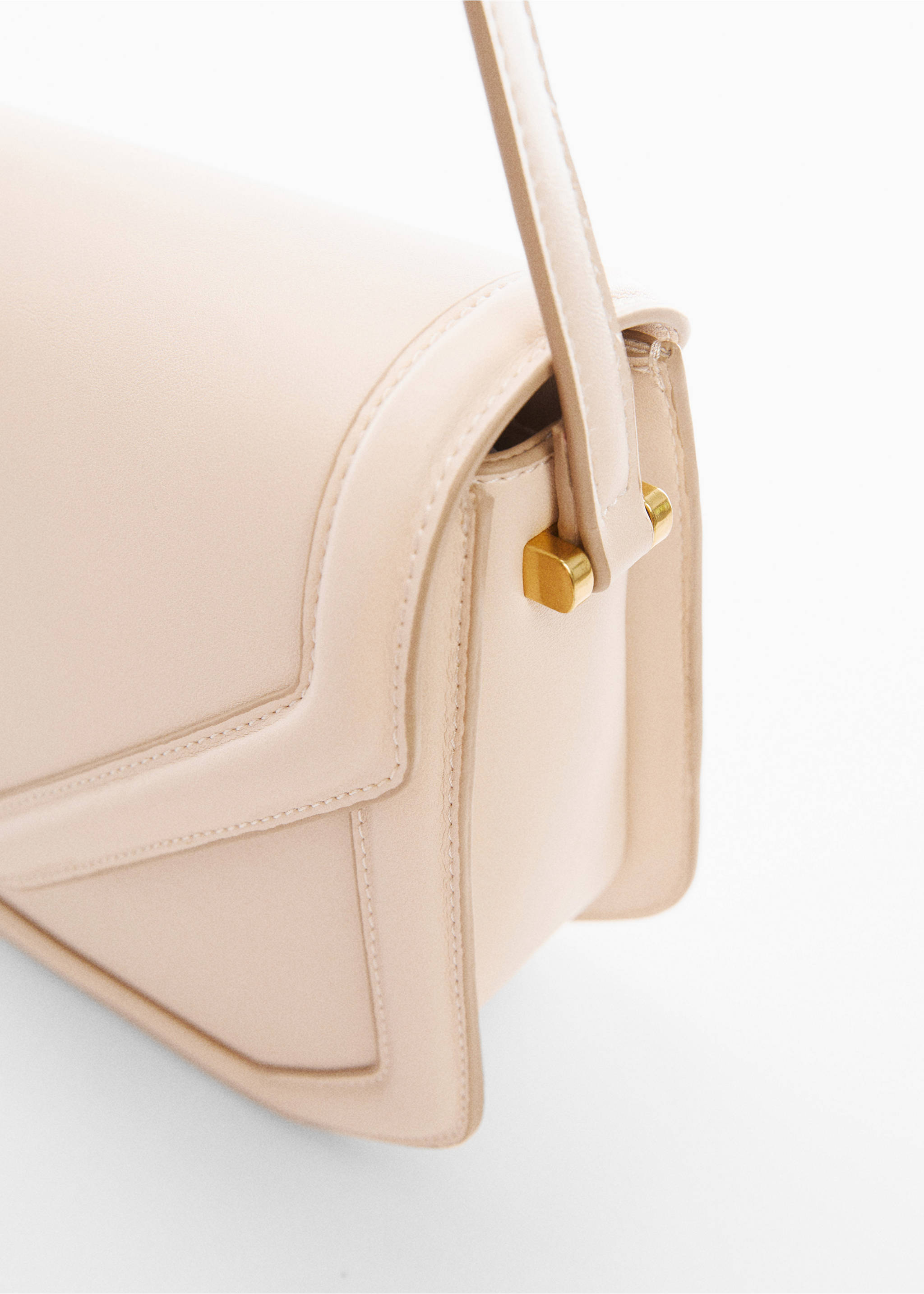 Geometric flap bag - Details of the article 1, Off White. Ref: 57031178-00.