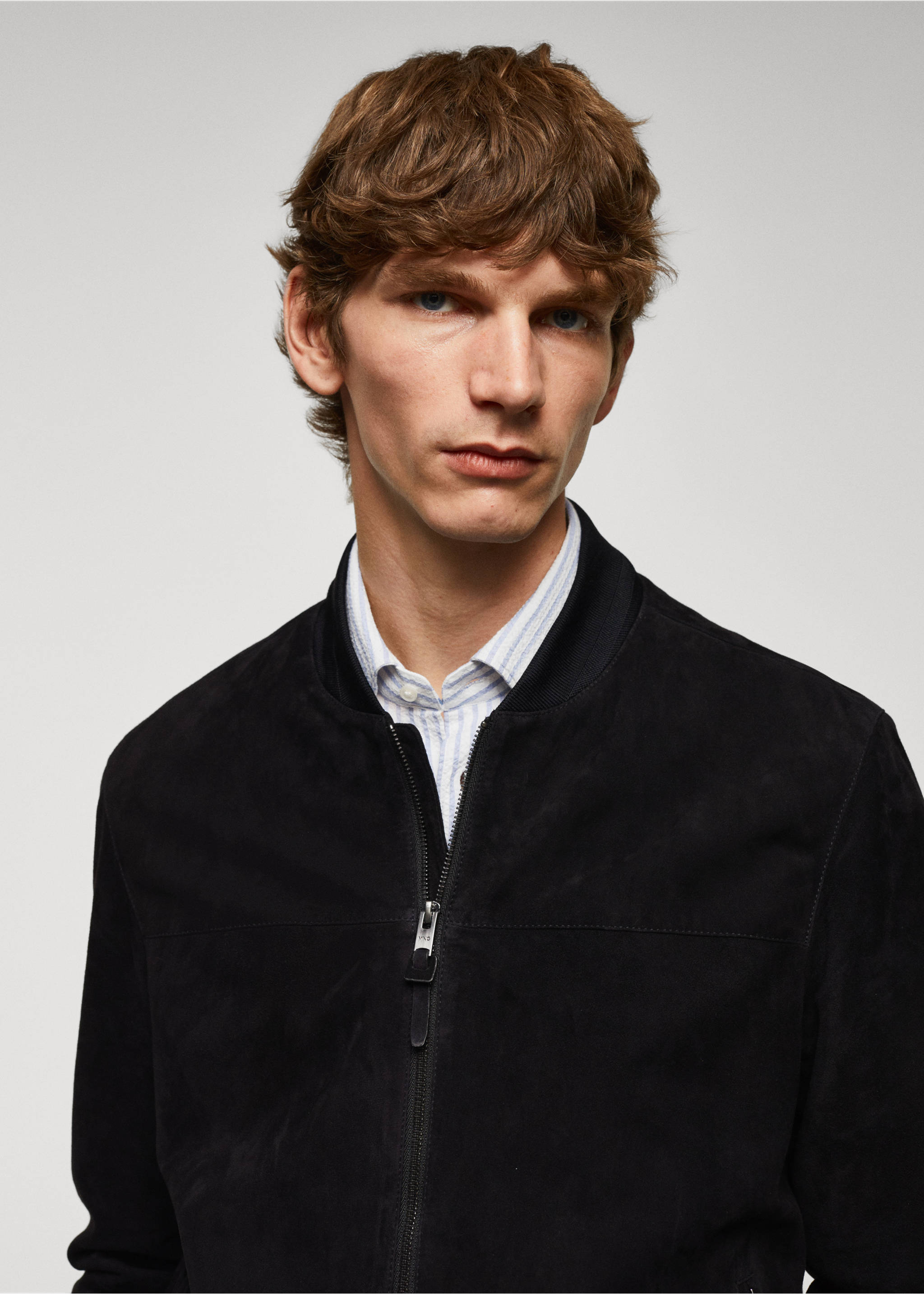 Leder-Bomberjacke - Detail des Artikels 1, Indigoblau. Ref: 57032505-00.