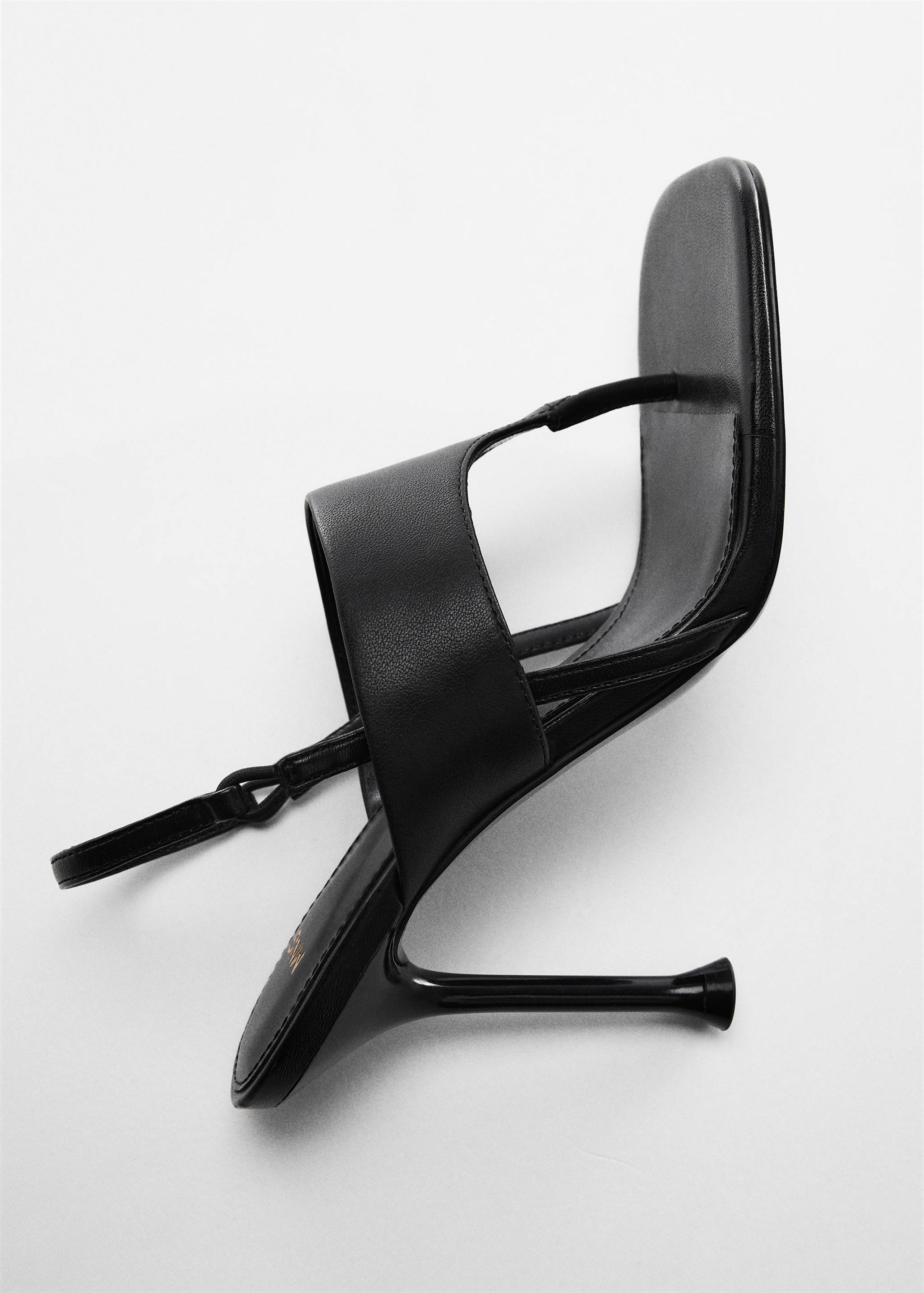 Lederriemensandale mit Absatz - Detail des Artikels 5