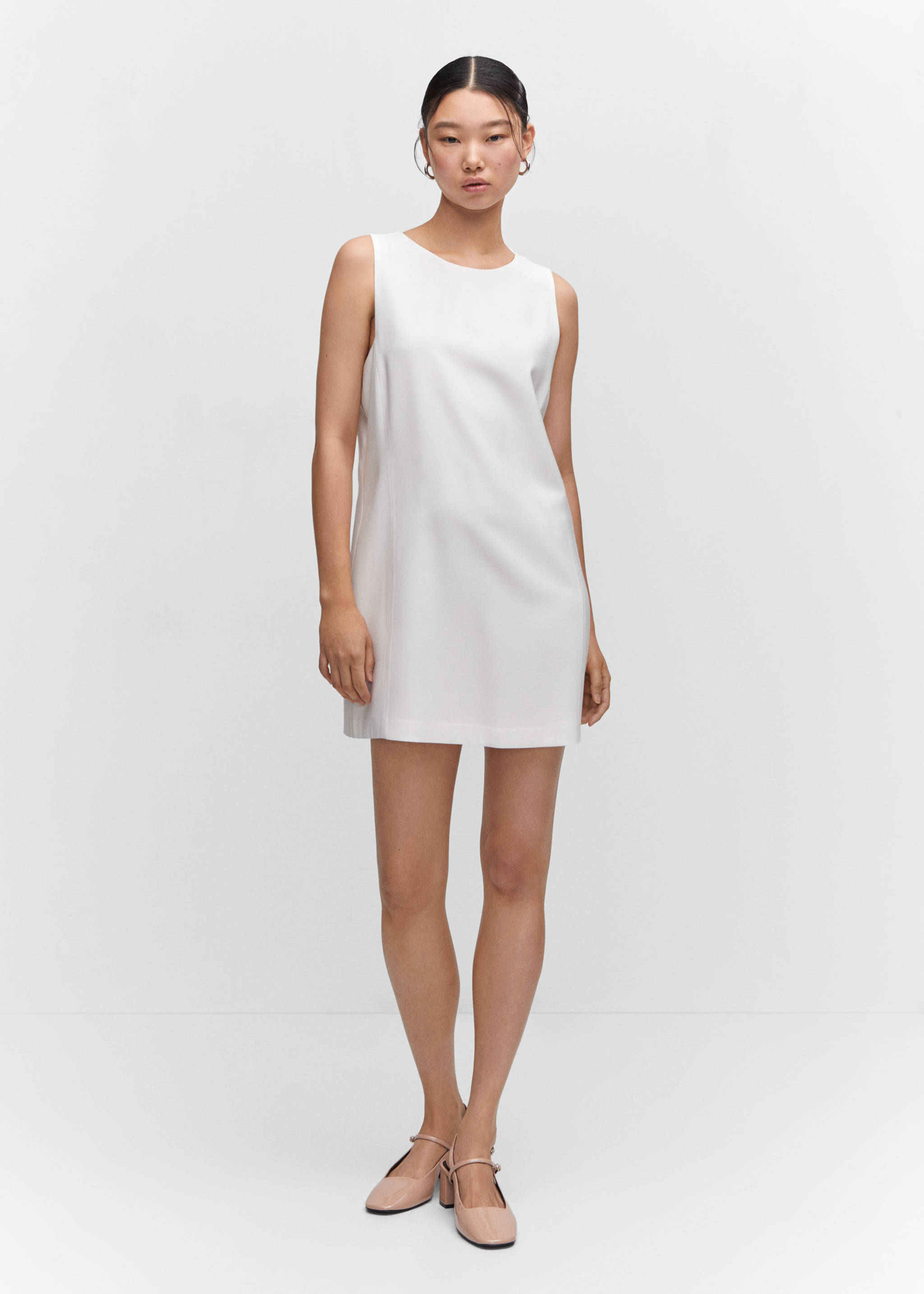 Short sleeveless dress - General plane