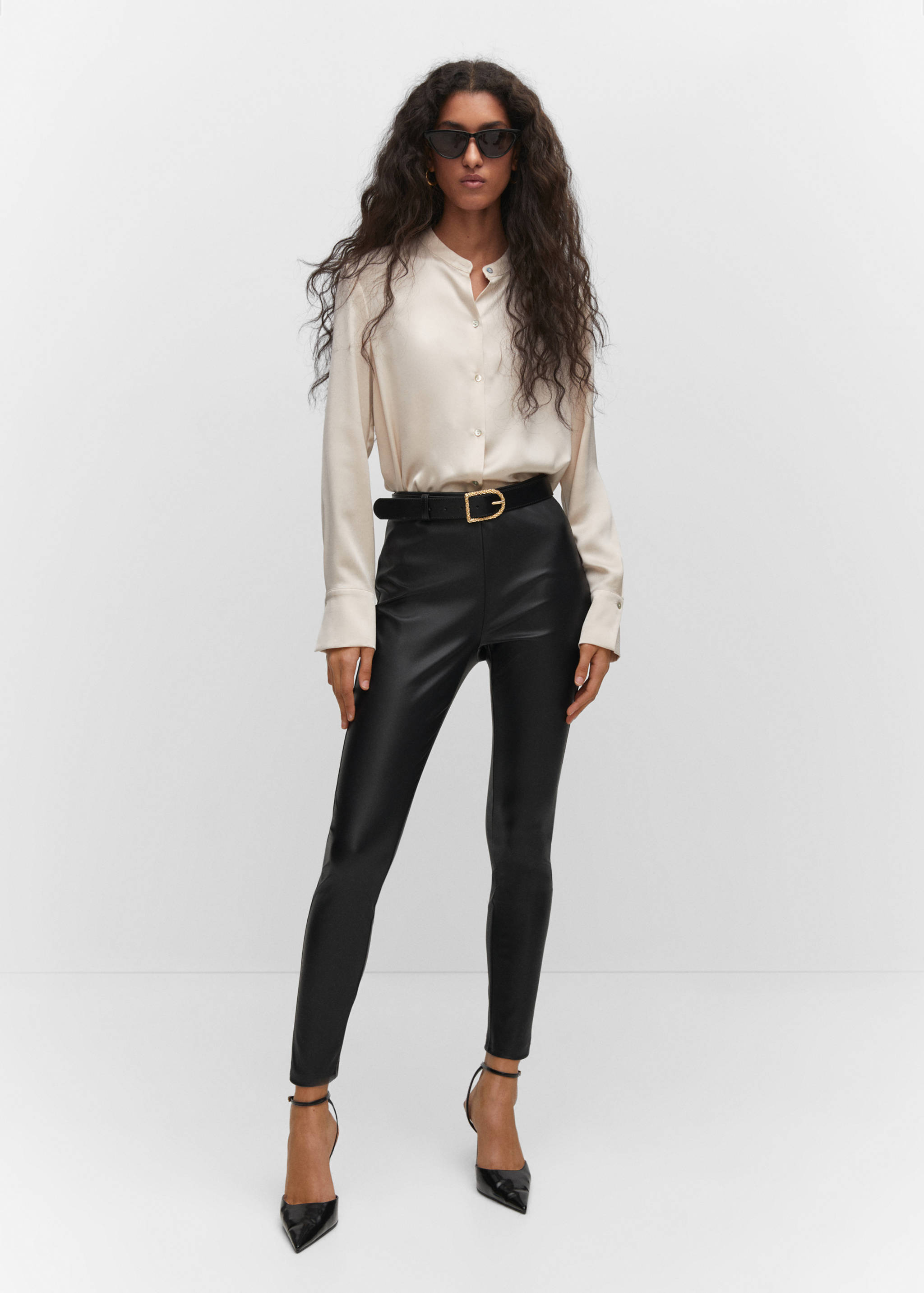 Faux-leather leggings - General plane