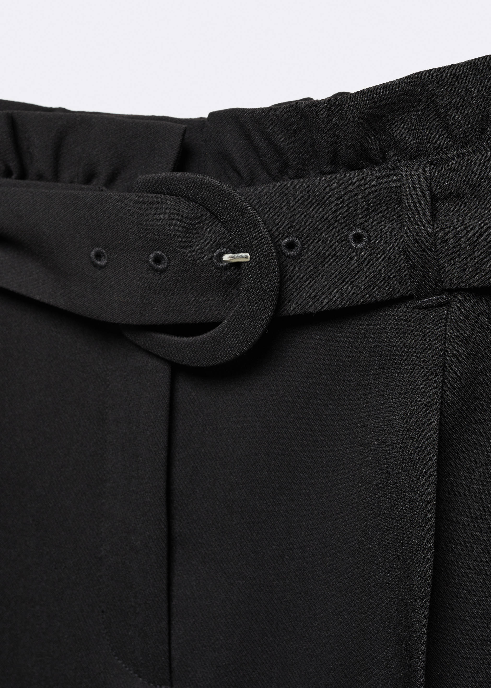 Paperbag trousers with belt - Details of the article 8