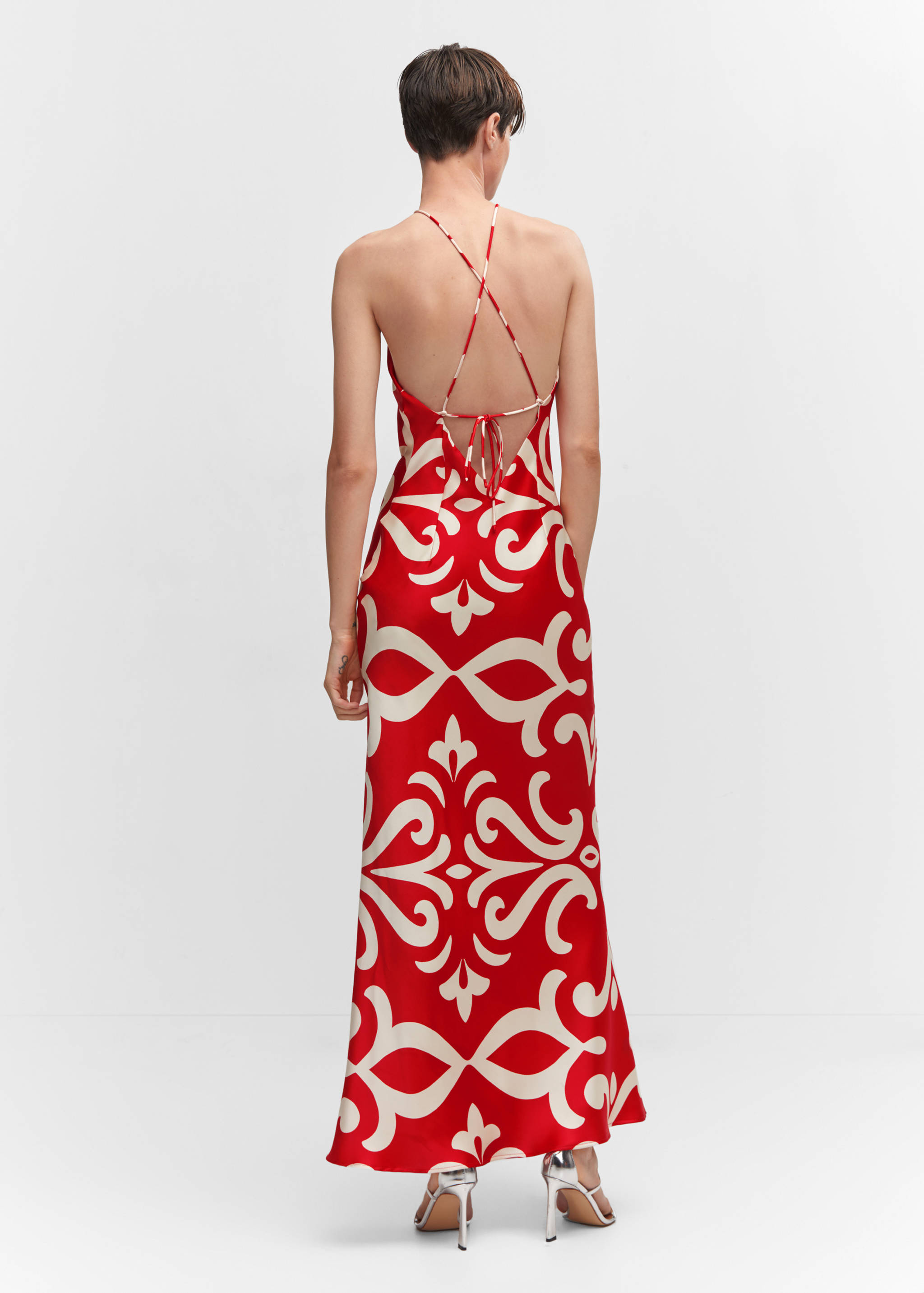 Vestido halter detalle flor - Reverso del artículo