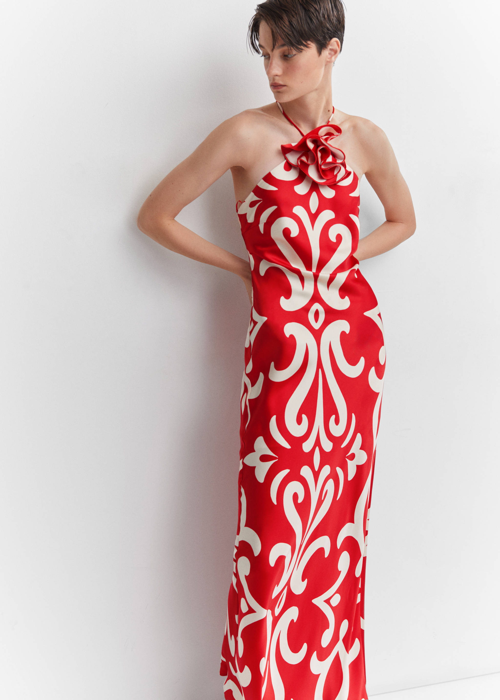 Vestido halter detalle flor - Detalle del artículo 2