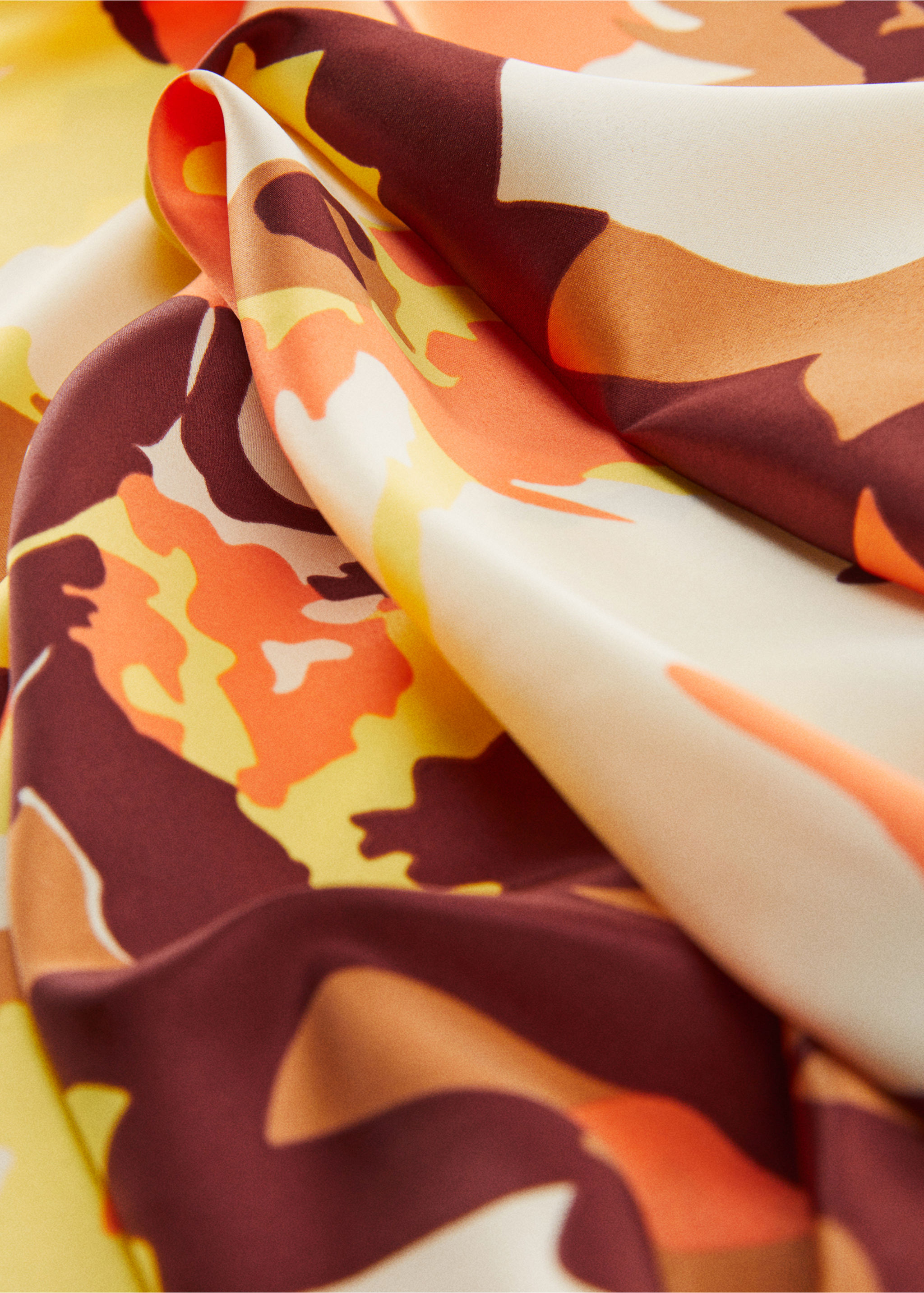 Flowers printed scarf - Medium plane