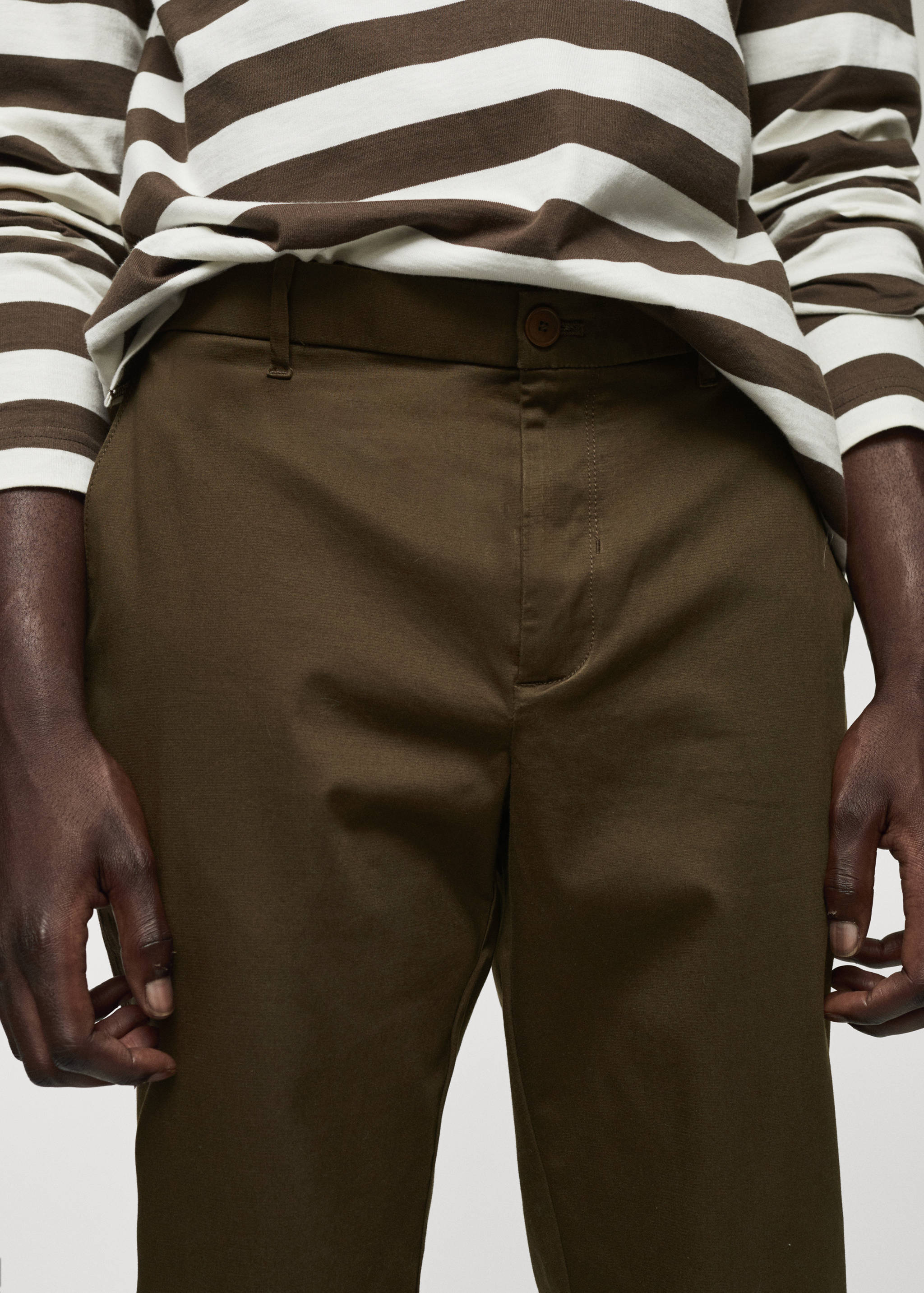 Slim-fit stretch cotton trousers - Details of the article 1