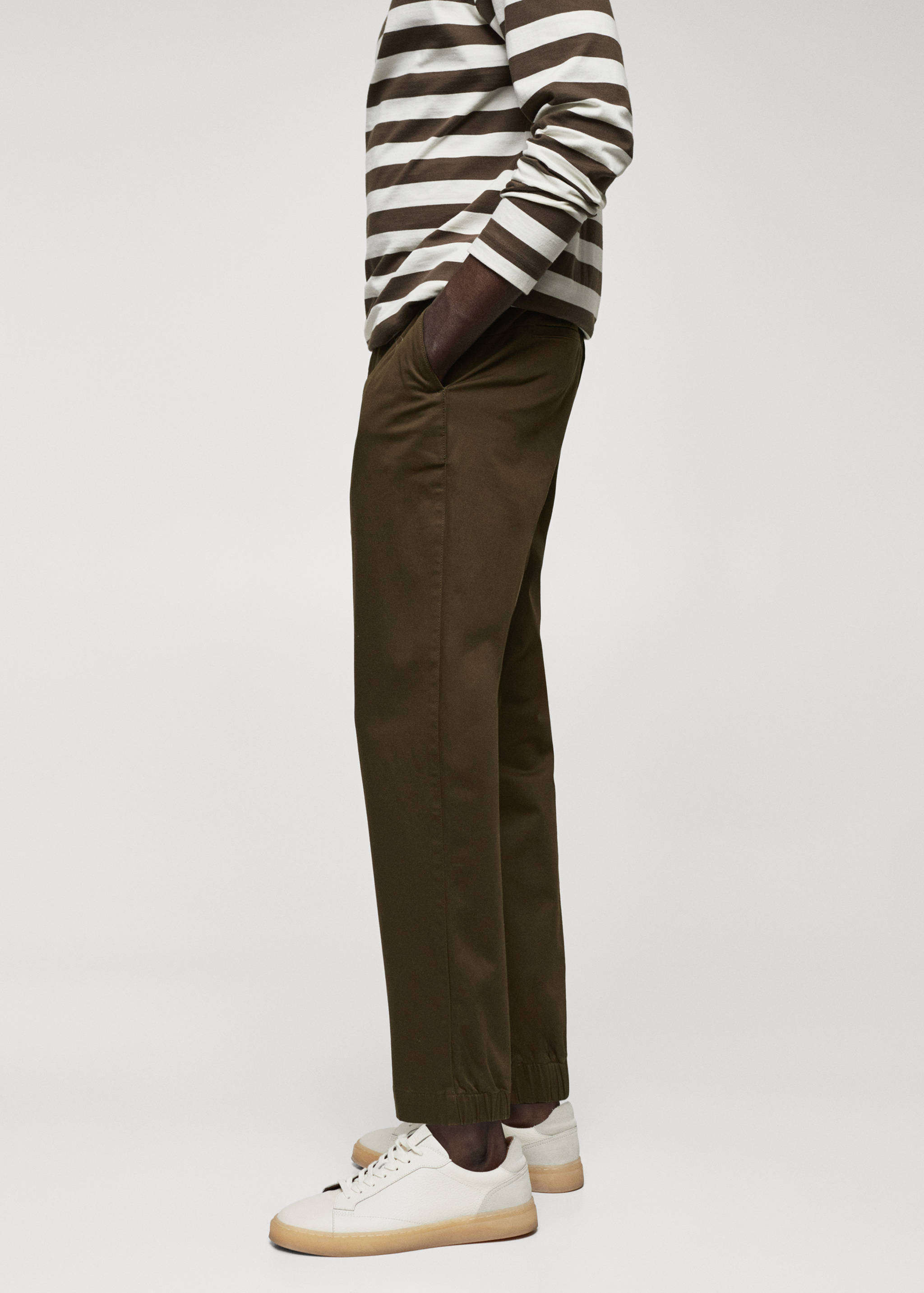 Slim-fit stretch cotton trousers - Details of the article 2