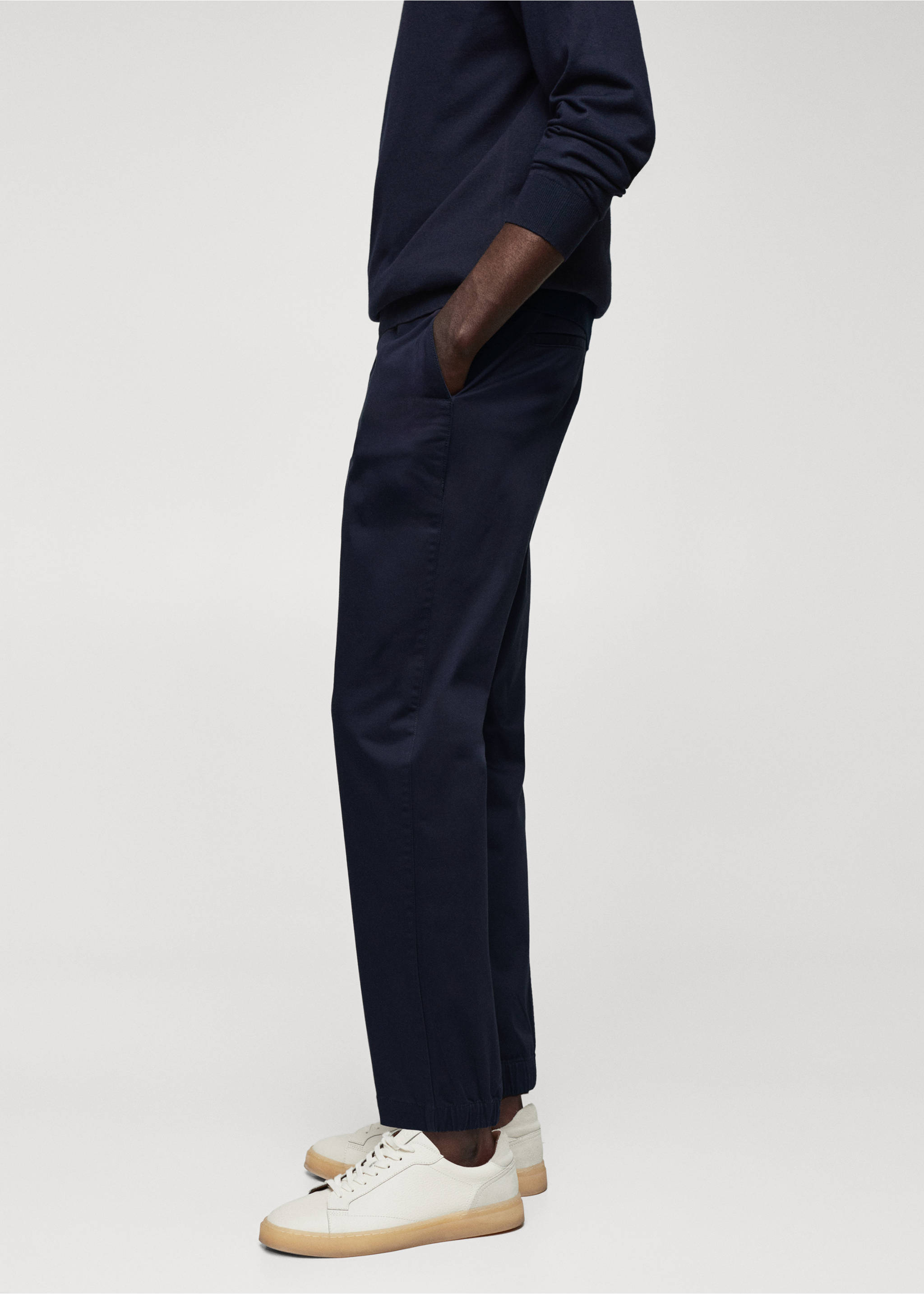 Slim-fit stretch cotton trousers - Details of the article 2, Navy. Ref: 57034388-00.