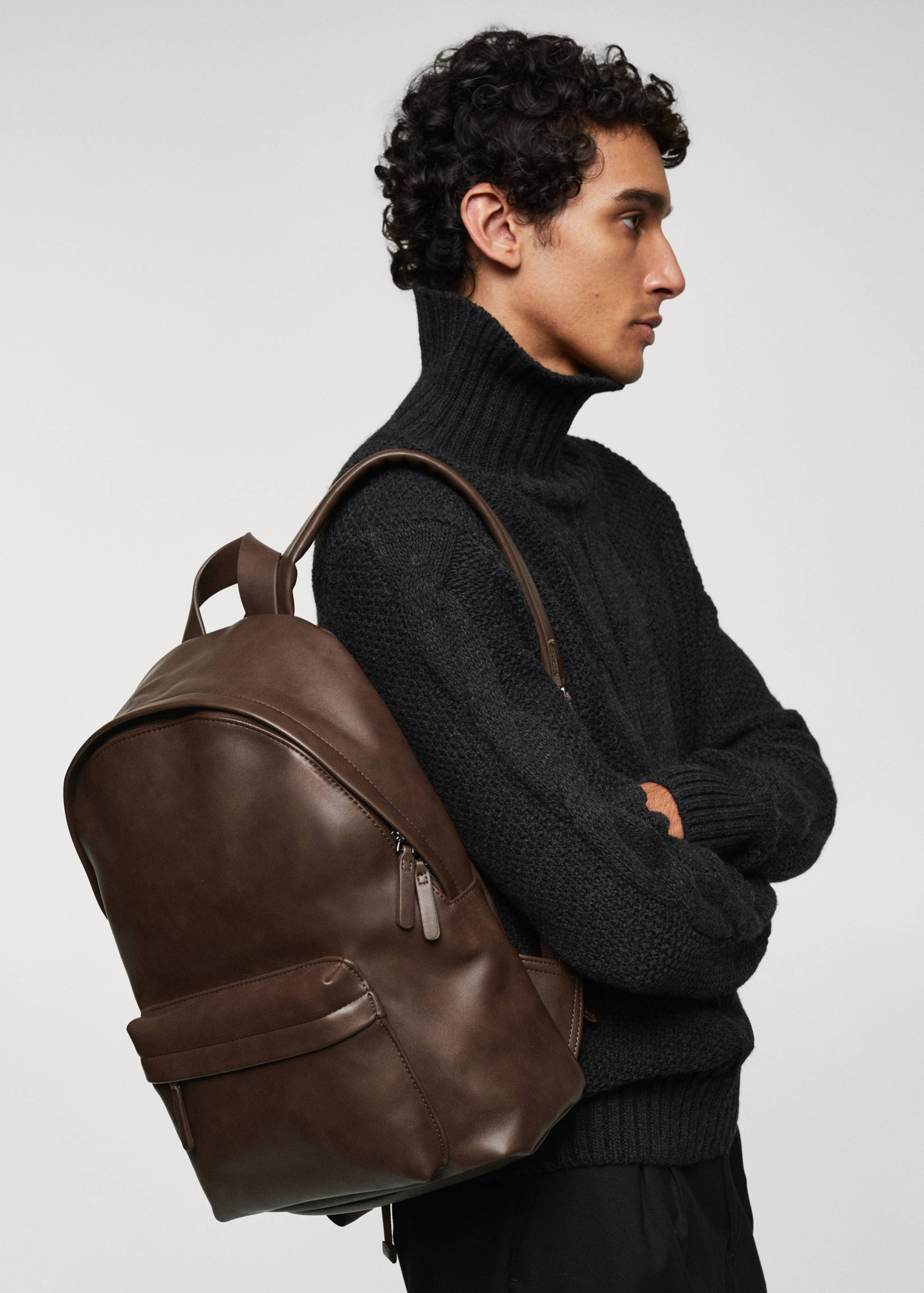 Recycled leather backpack - Details of the article 9