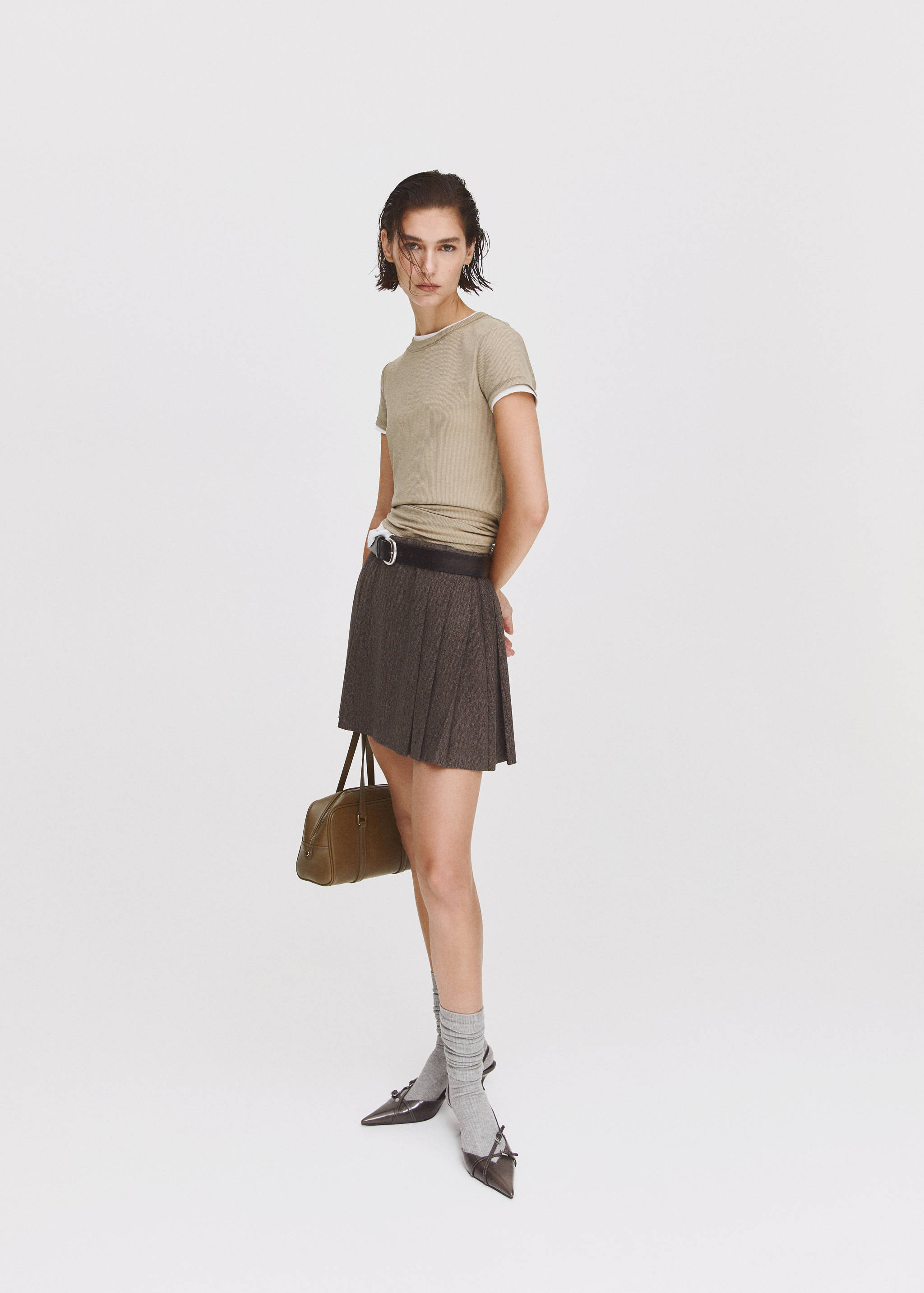 Veckad minikjol - Detaljer om artikeln 7