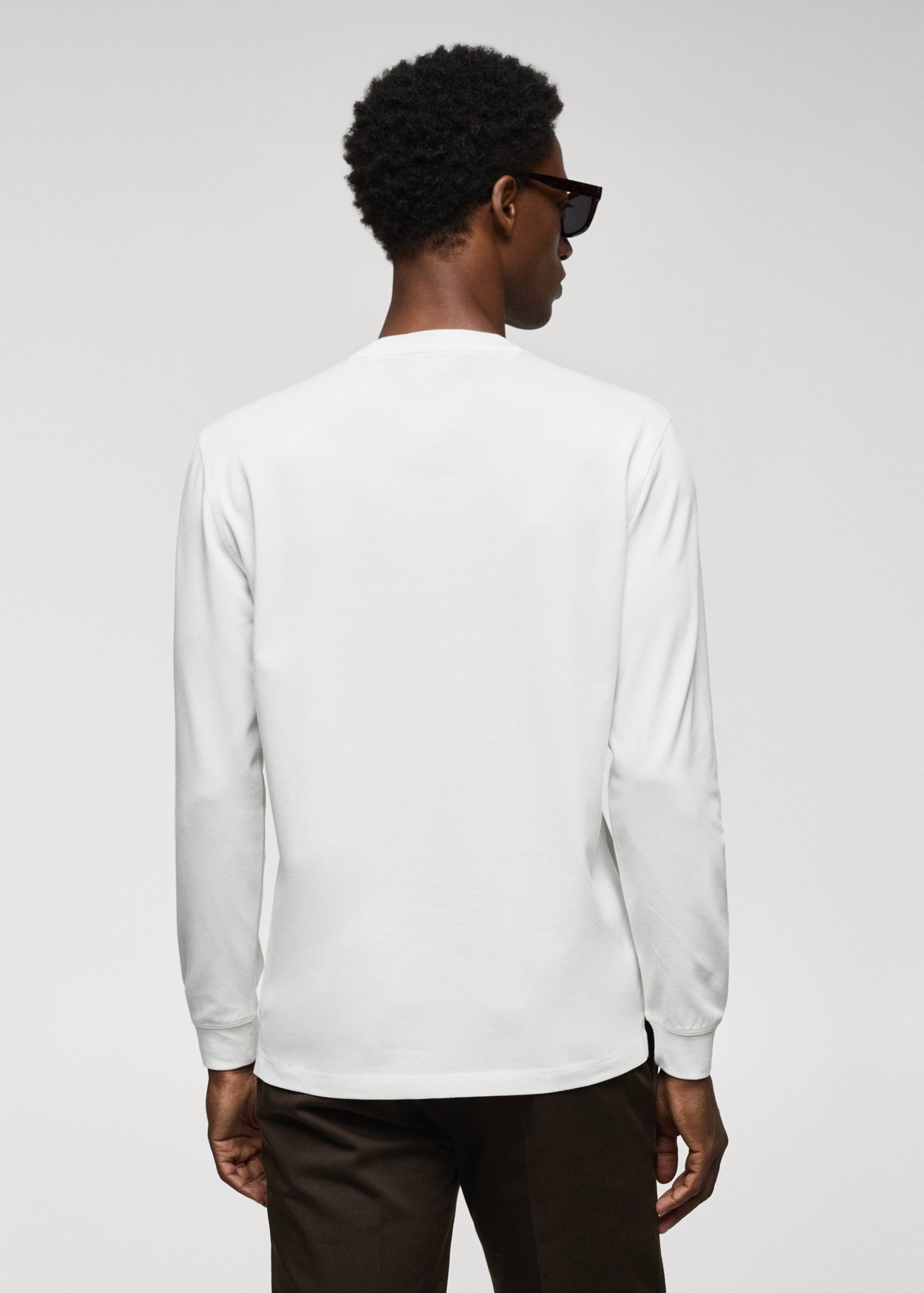 Long-sleeved pique cotton t-shirt - Reverse of the article