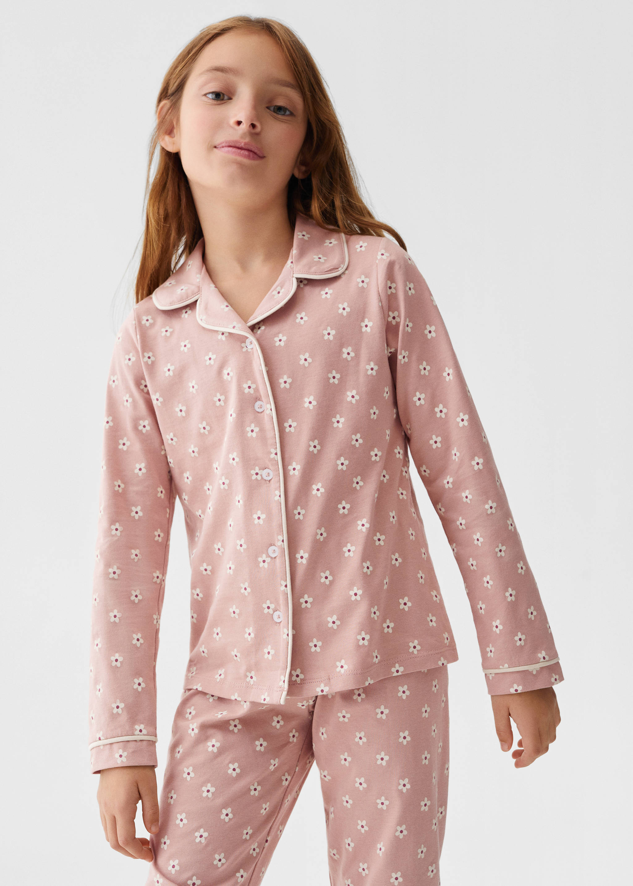 Pyjama long imprimé - Plan moyen