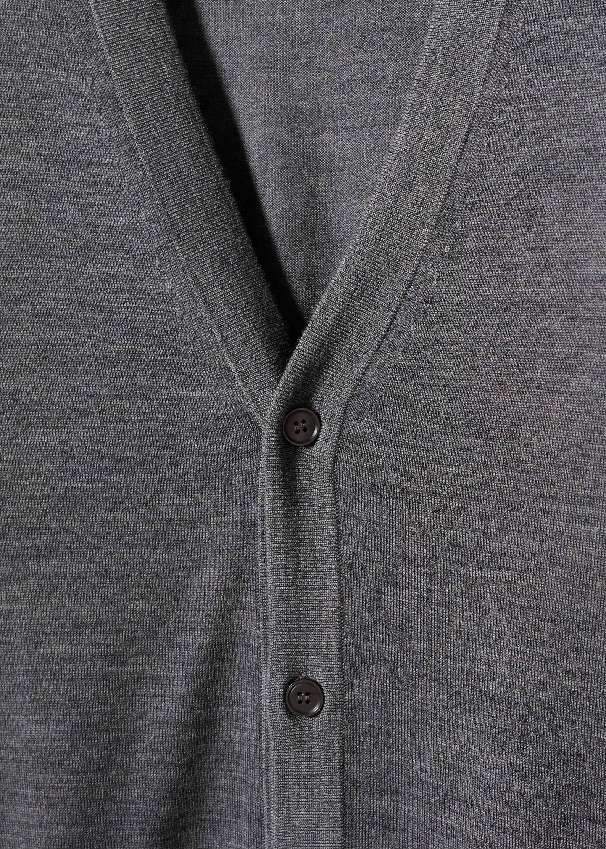 100% merino wool cardigan - Details of the article 8